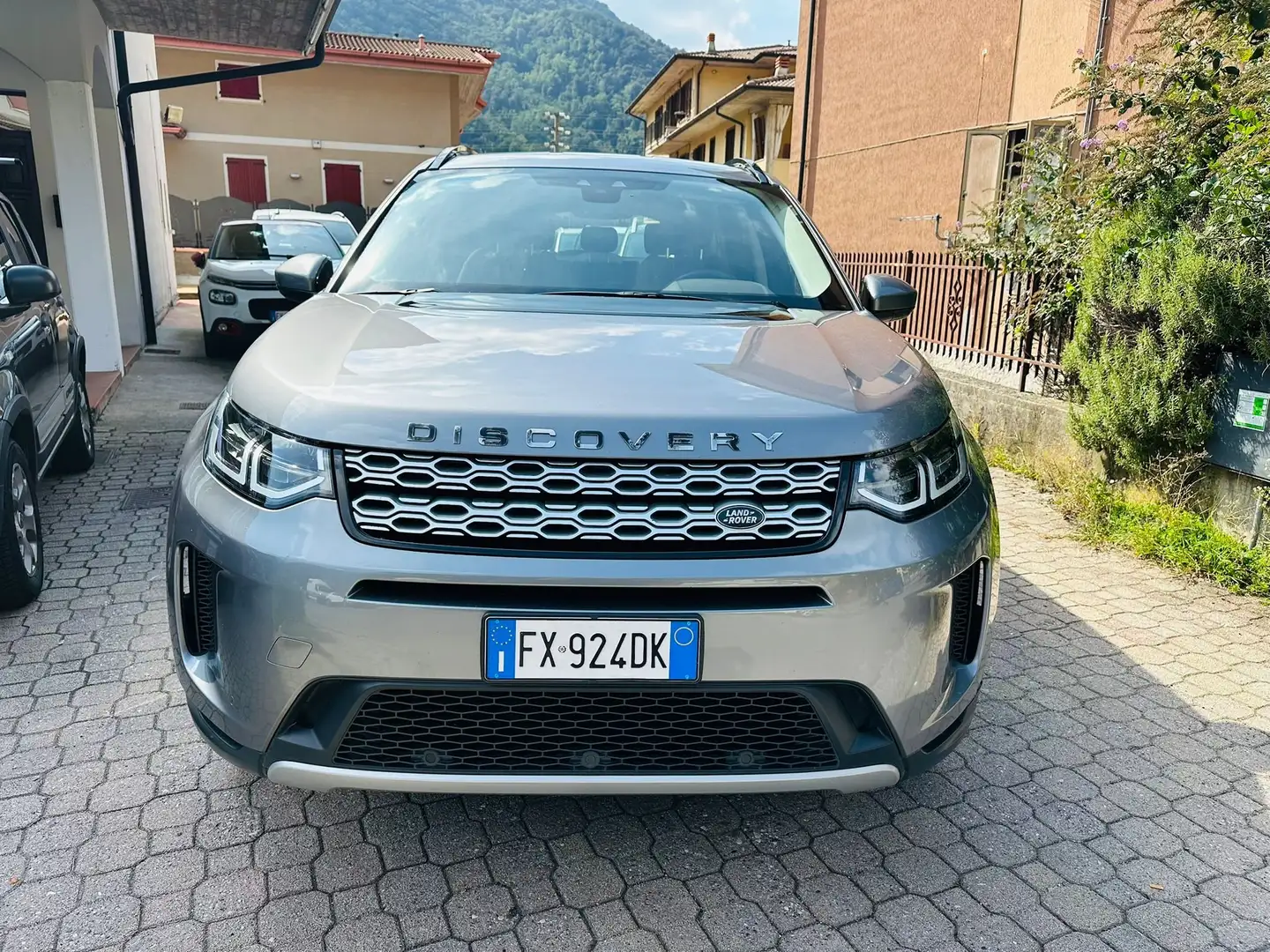 Land Rover Discovery Sport Discovery Sport2.0d i4 mhev R-Dynamic SE awd 150cv Grau - 1