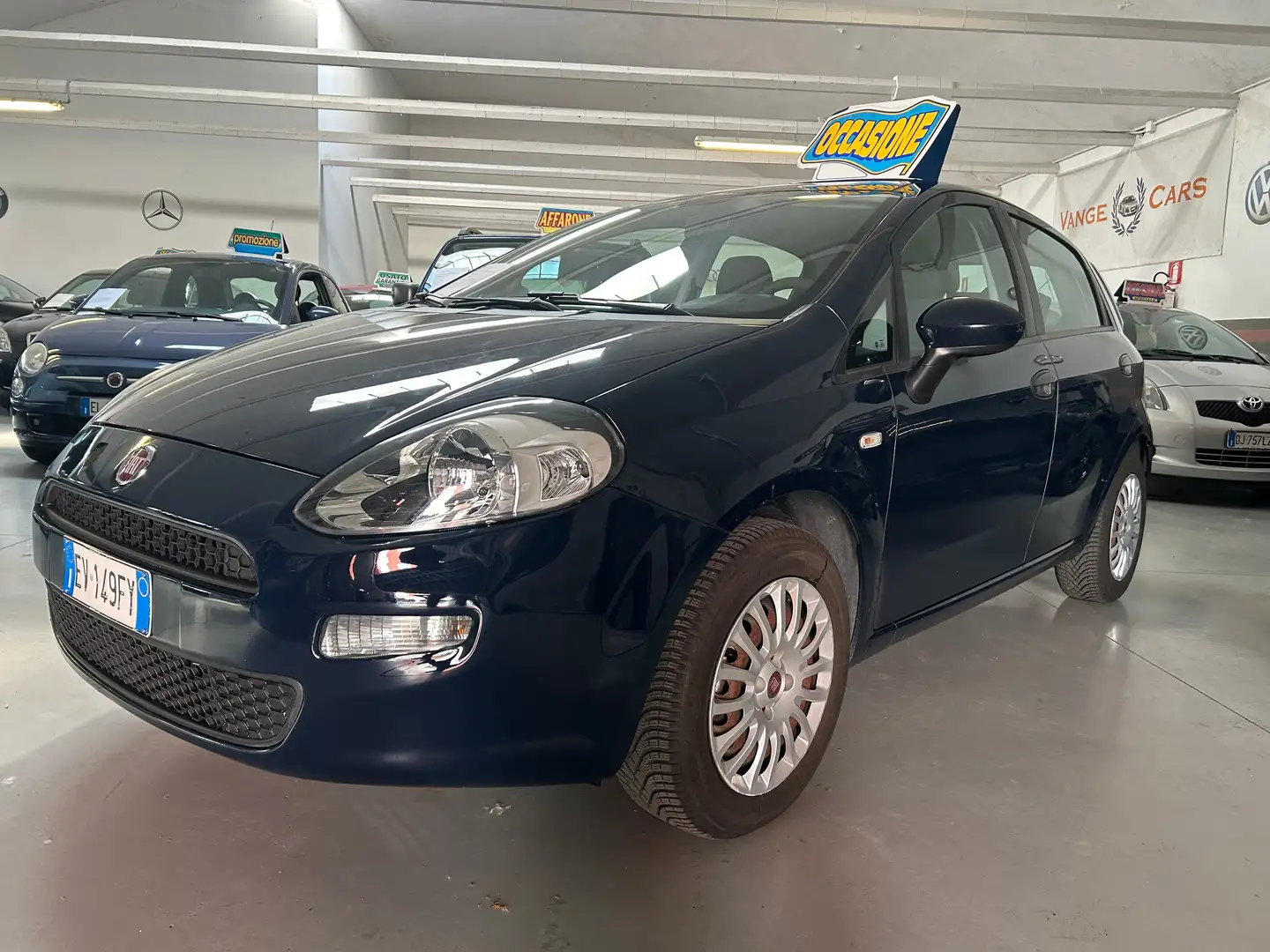 Fiat Punto Punto 5p 1.2 Lounge E6 Blau - 2