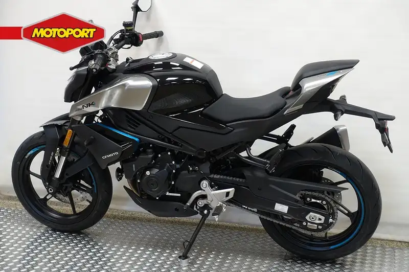 CFMOTO 450NK - foto 8