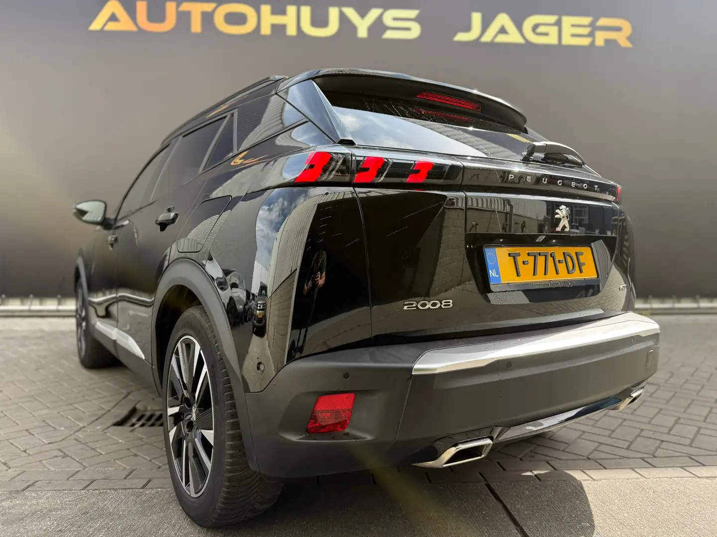 Peugeot 2008 1.2 PureTech GT|Focal|Automaat Schwarz - 2