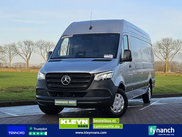 Mercedes-Benz ESPRINTER 320 L3H2 300KmWLTP