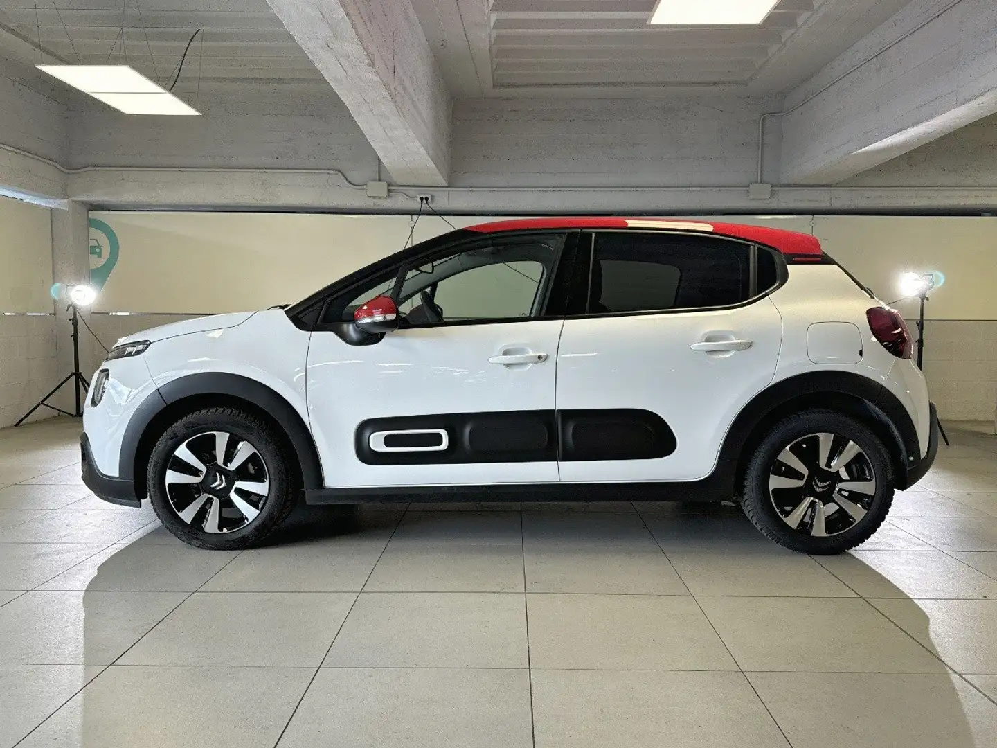 Citroen C3 PureTech 83 S&S Shine Bianco - 2