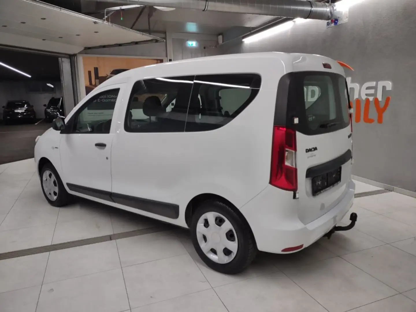 Dacia Dokker Essential 2016 TCe 115 S&S Weiß - 2
