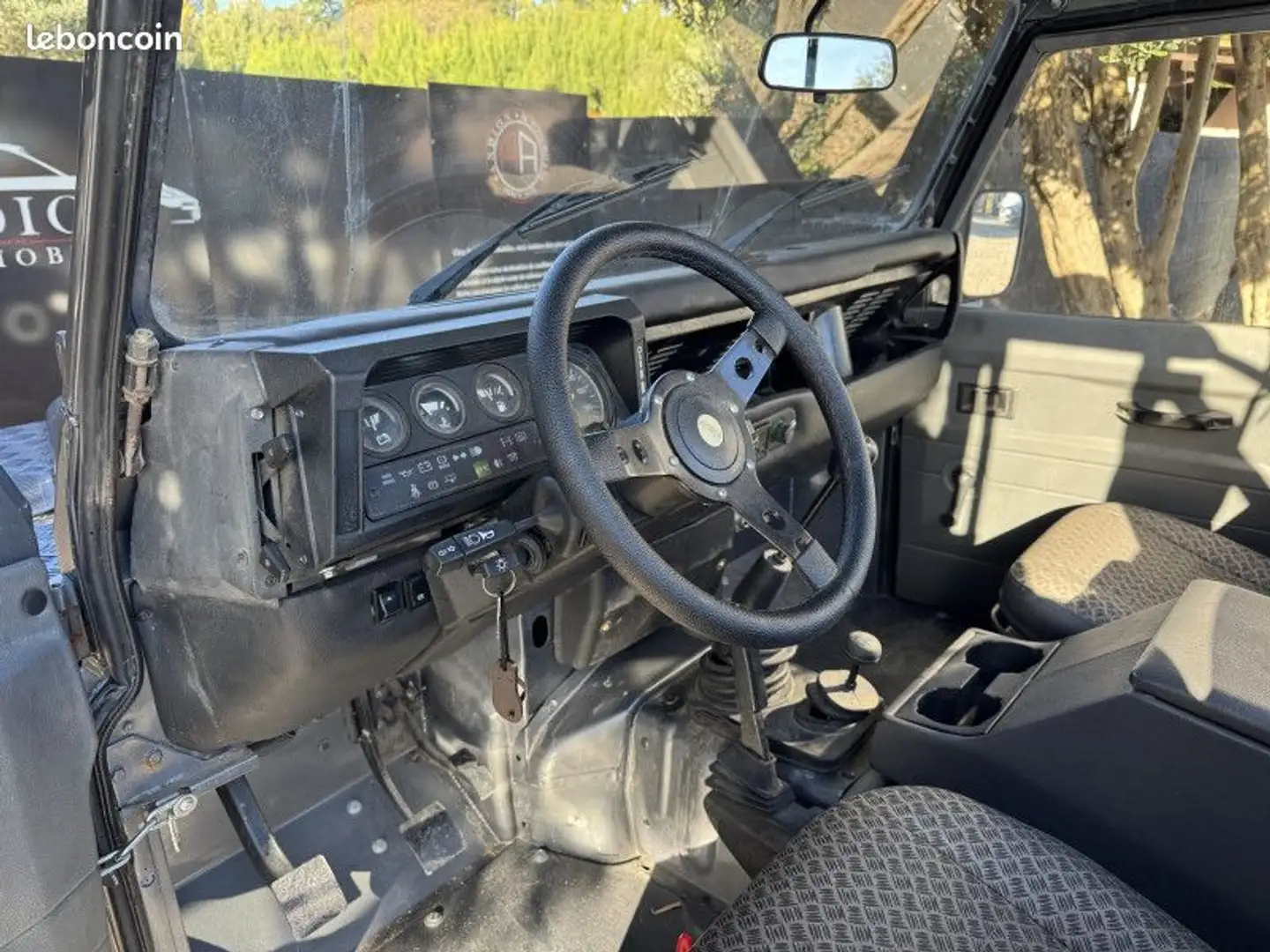 Land Rover Defender 2,5 TD 90 Gris - 2