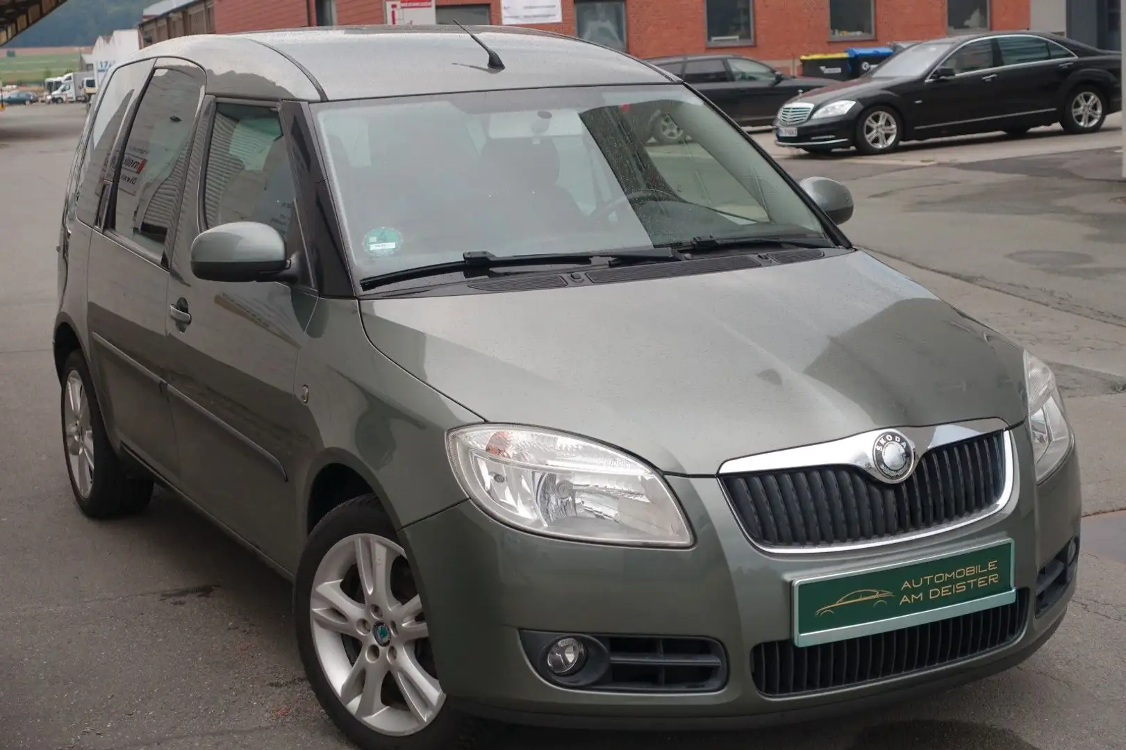 Skoda Roomster Style 1.6l*KLIMAAUTOMATIK*SHZ*BC*TÜV+SE - 2