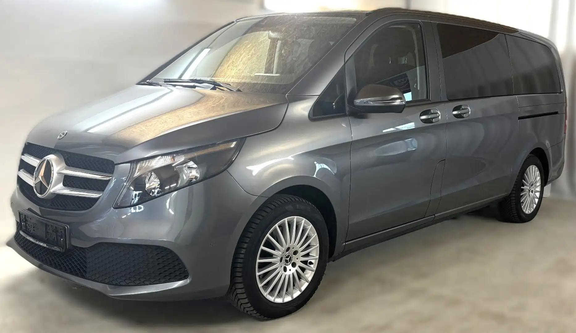 Mercedes-Benz V 220 V -Klasse V 220 d EDITION lang Grigio - 1