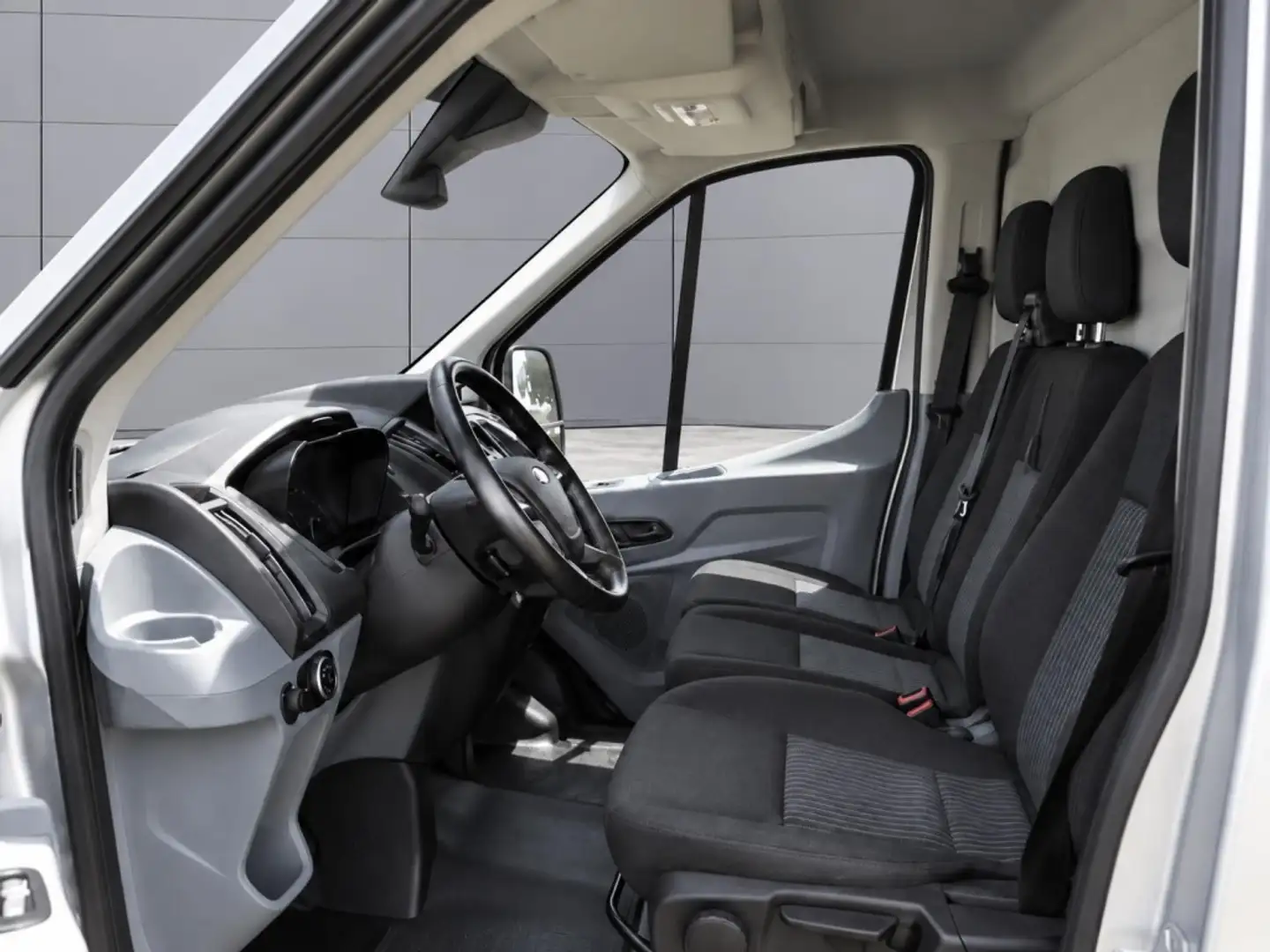 Ford Transit FT 350 L3 Van Trend Tracción Trasera 105 Gris - 2