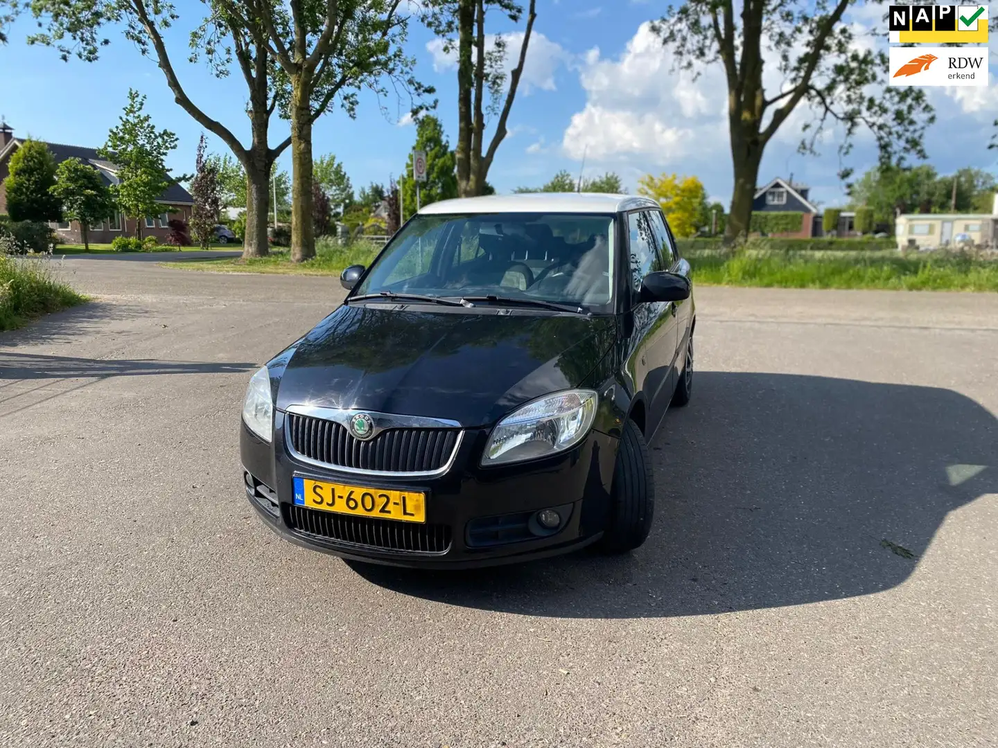 Skoda Fabia 1.2 Go - 5 DEURS- ELEKTRISCHE RAMEN- GOED ONDERHOU Negro - 1