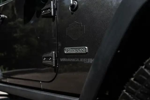 Jeep Wrangler view 11