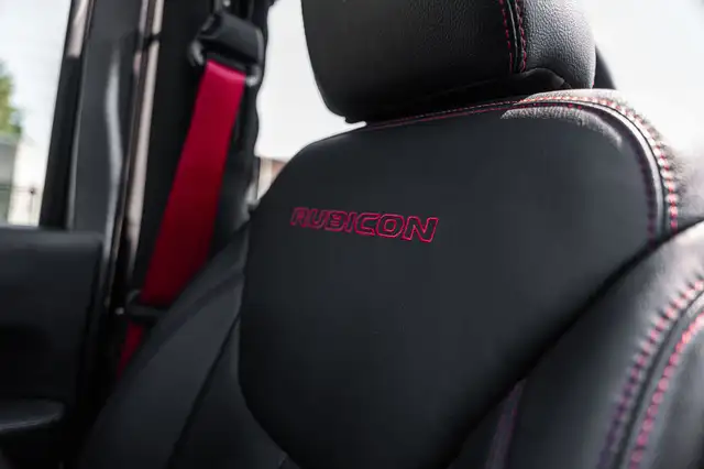 Jeep Wrangler view 25