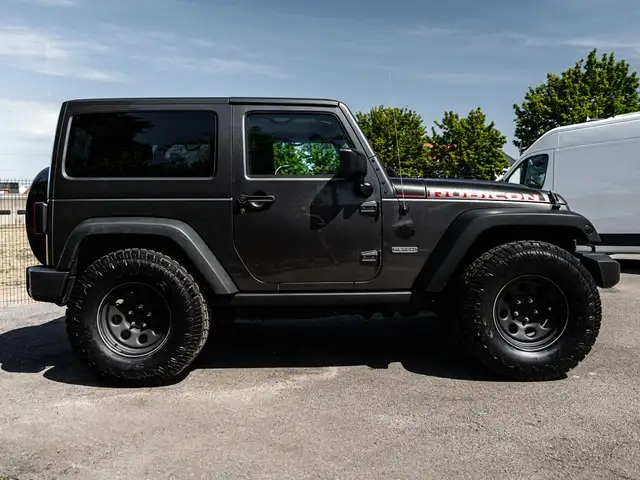 Jeep Wrangler view 21