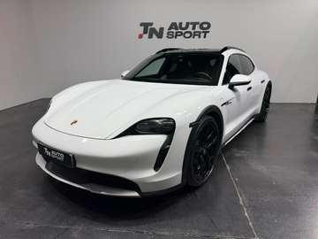 4 Cross Turismo