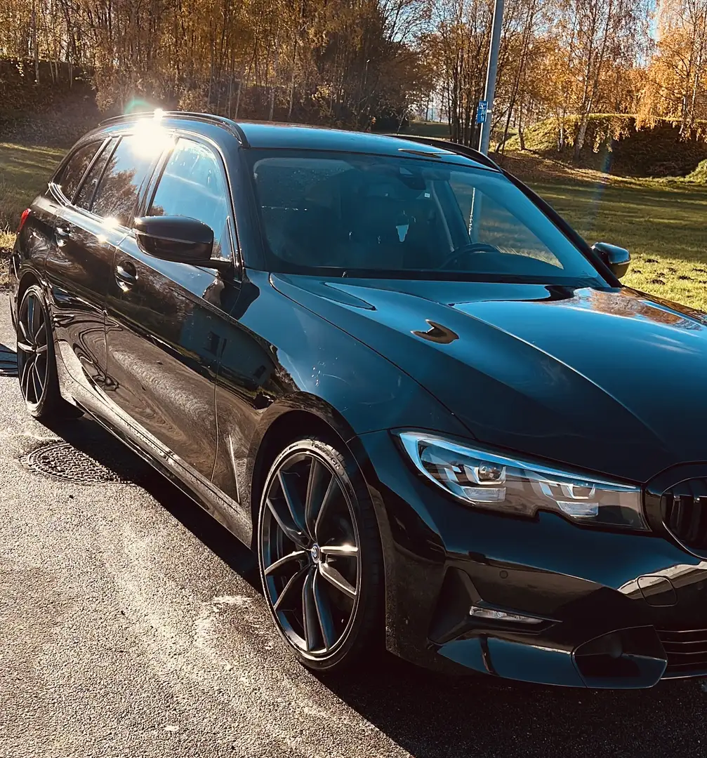 BMW 330 330e Touring Aut. Luxury Line - 2