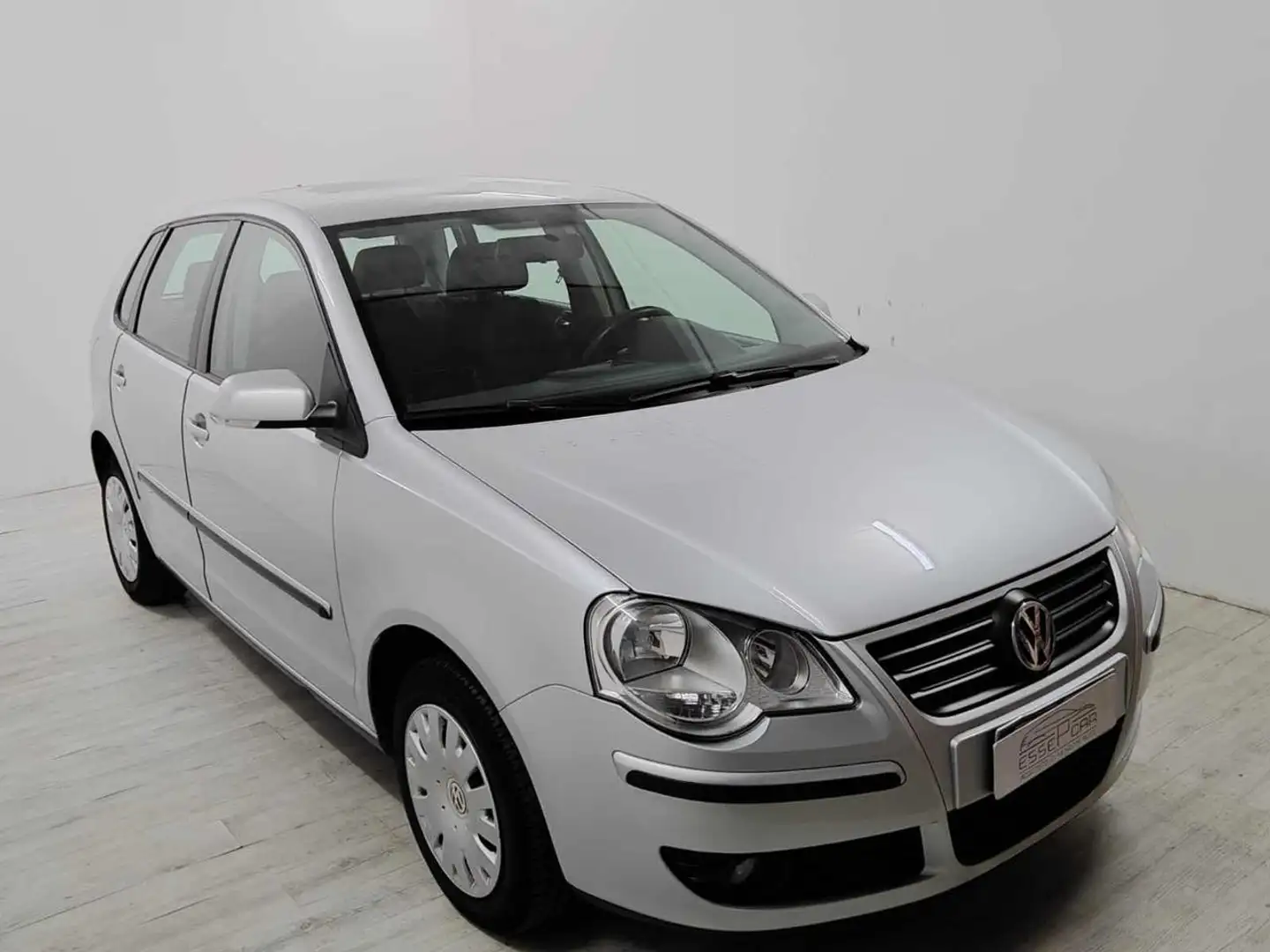 Volkswagen Polo 1.4/75CV 16V 5p.Comfortline Gris - 2