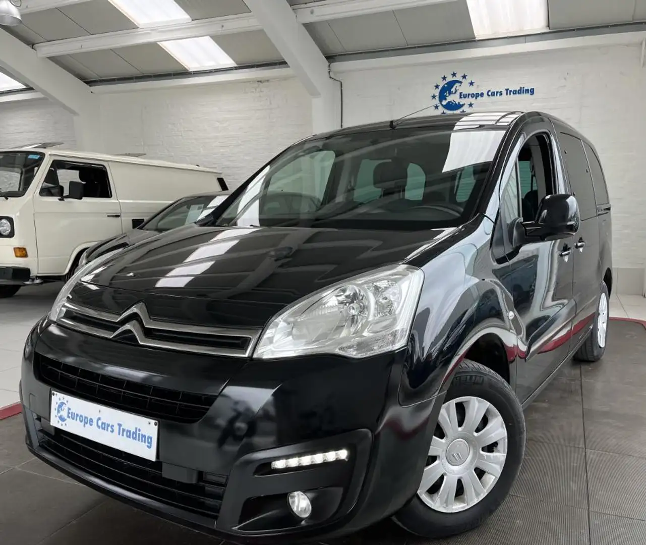 Citroen Berlingo Multispace 110 ch 1er MAIN GAR 12M Noir - 1