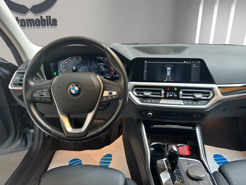 BMW 320 d Sport Line — photo 13