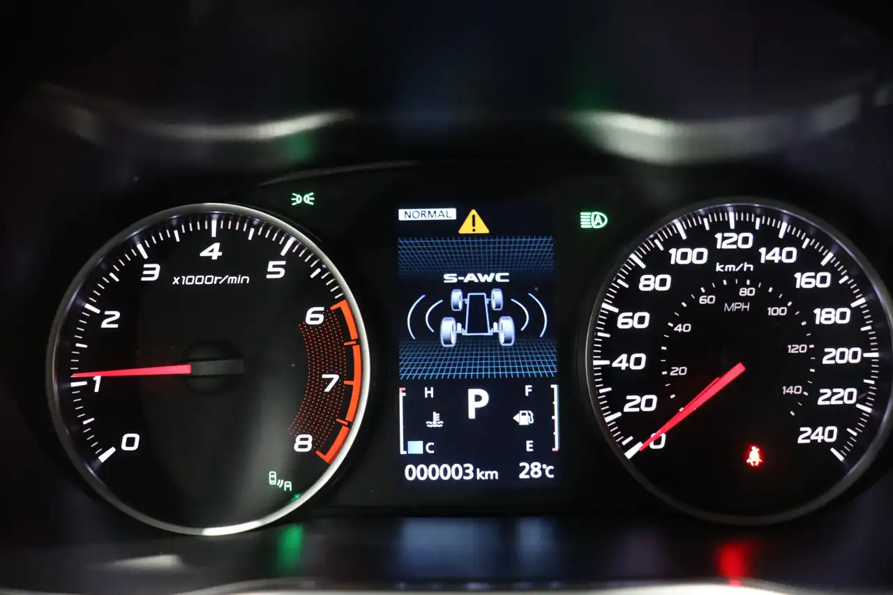 Mitsubishi Eclipse Cross fotografie Mitsubishi Eclipse Cross