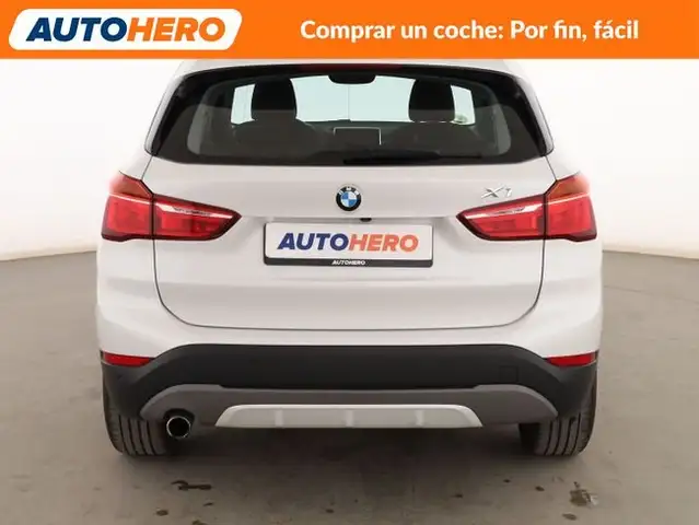 BMW X1 view 5