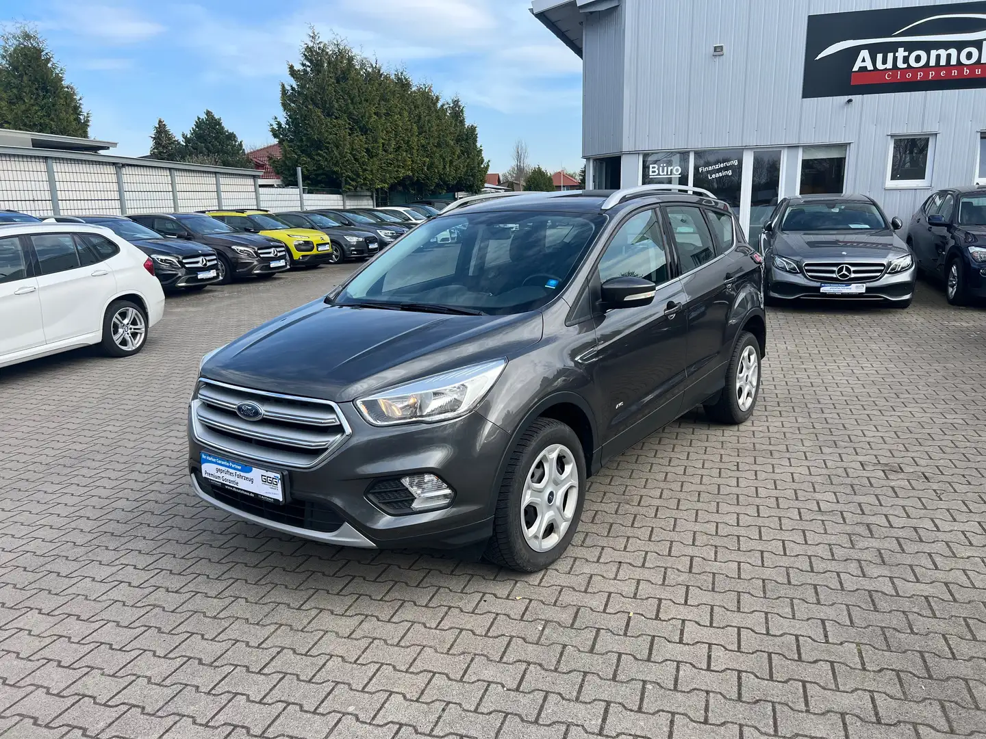 Ford Kuga Trend 2.0 TDCI *Finanzierung möglich *AHK *PDC Gris - 1