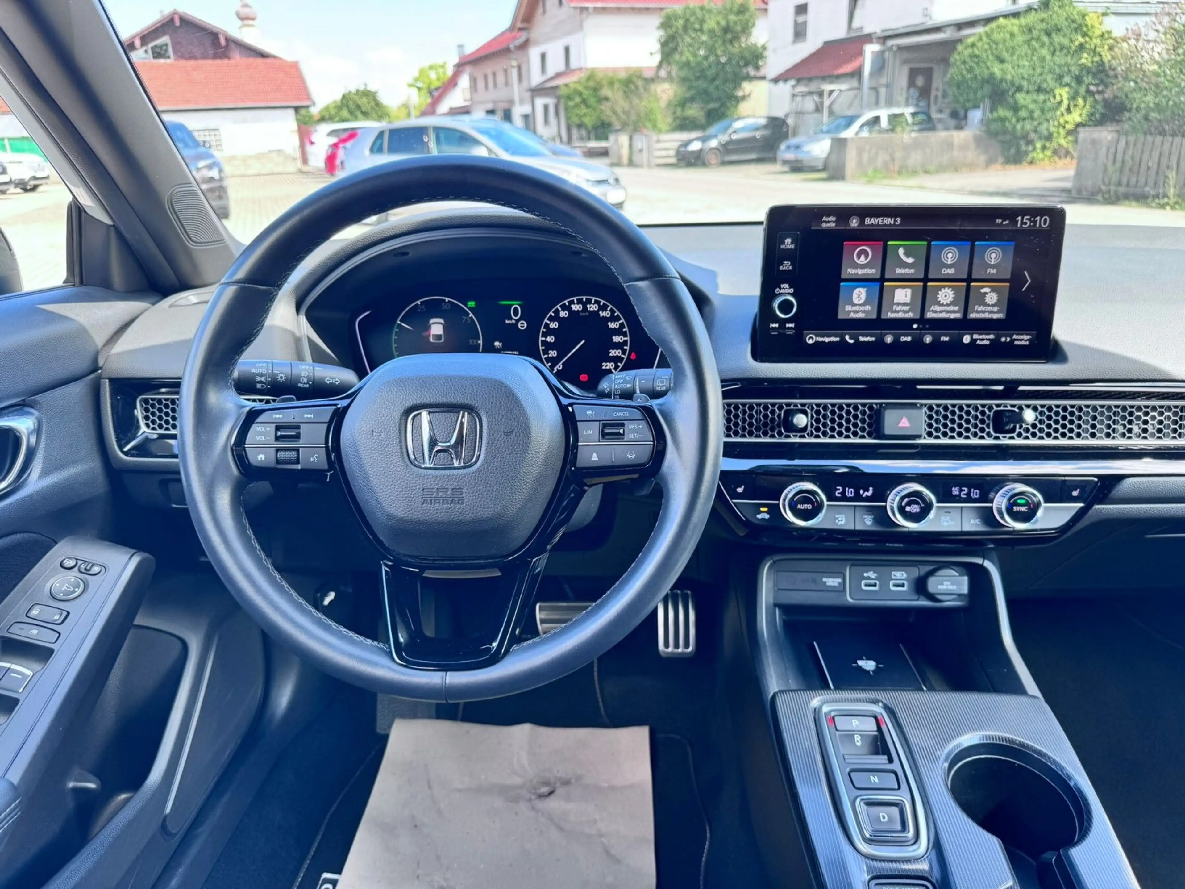 Honda Civic 2.0 i-MMD Hybrid e-CVT Sport — photo 11