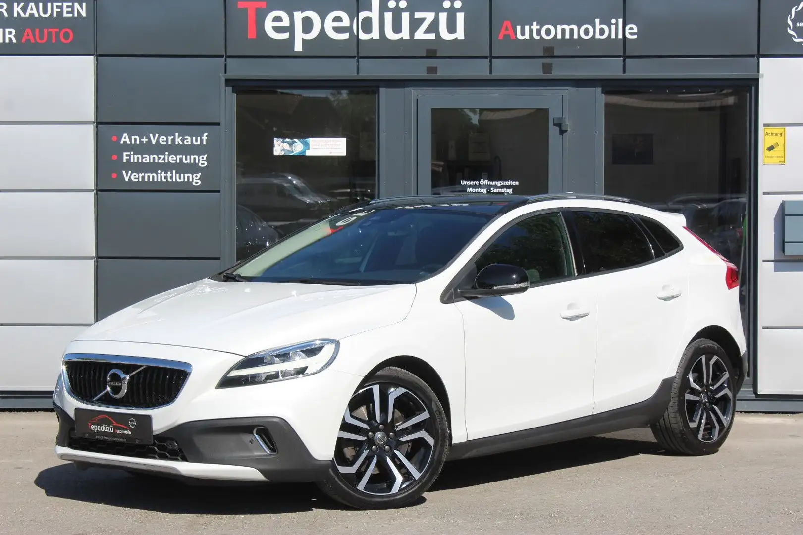 Volvo V40 Cross Country Momentum*LED*NAVI*VIRTUAL*CAM Wit - 1
