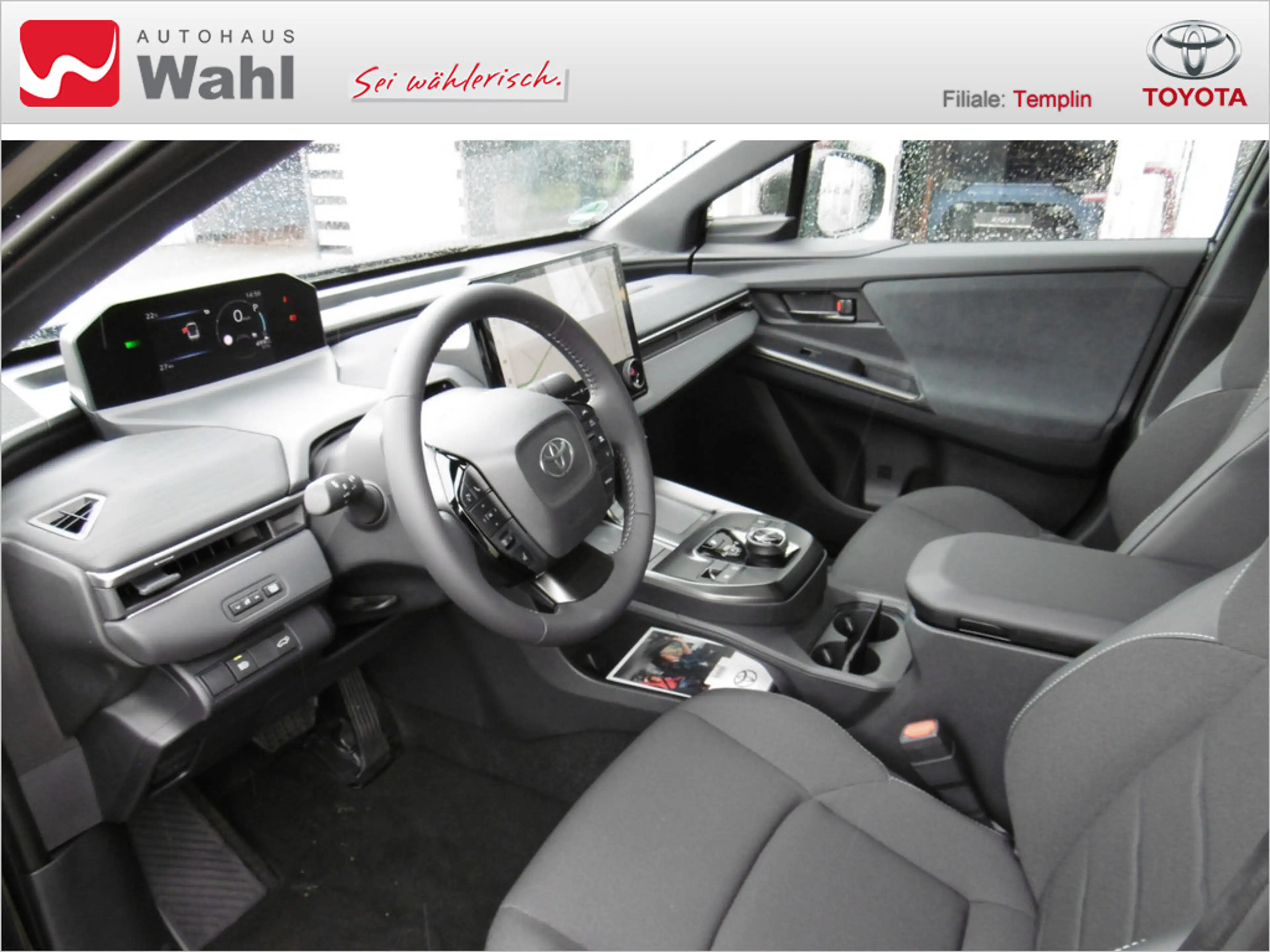 Toyota C-HR+ 165 kW Teamplayer — photo 9