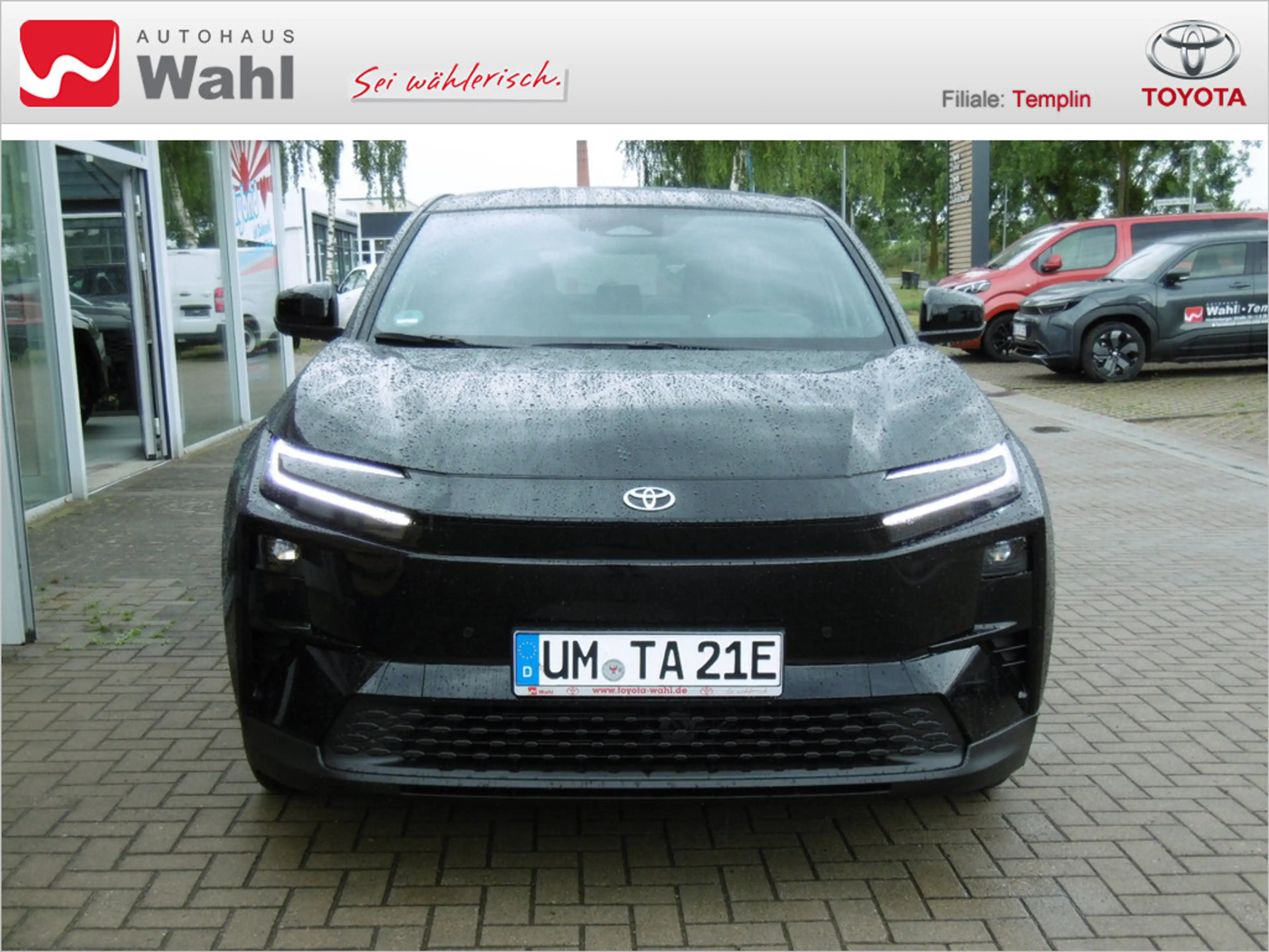 Toyota C-HR+ 165 kW Teamplayer — photo 7