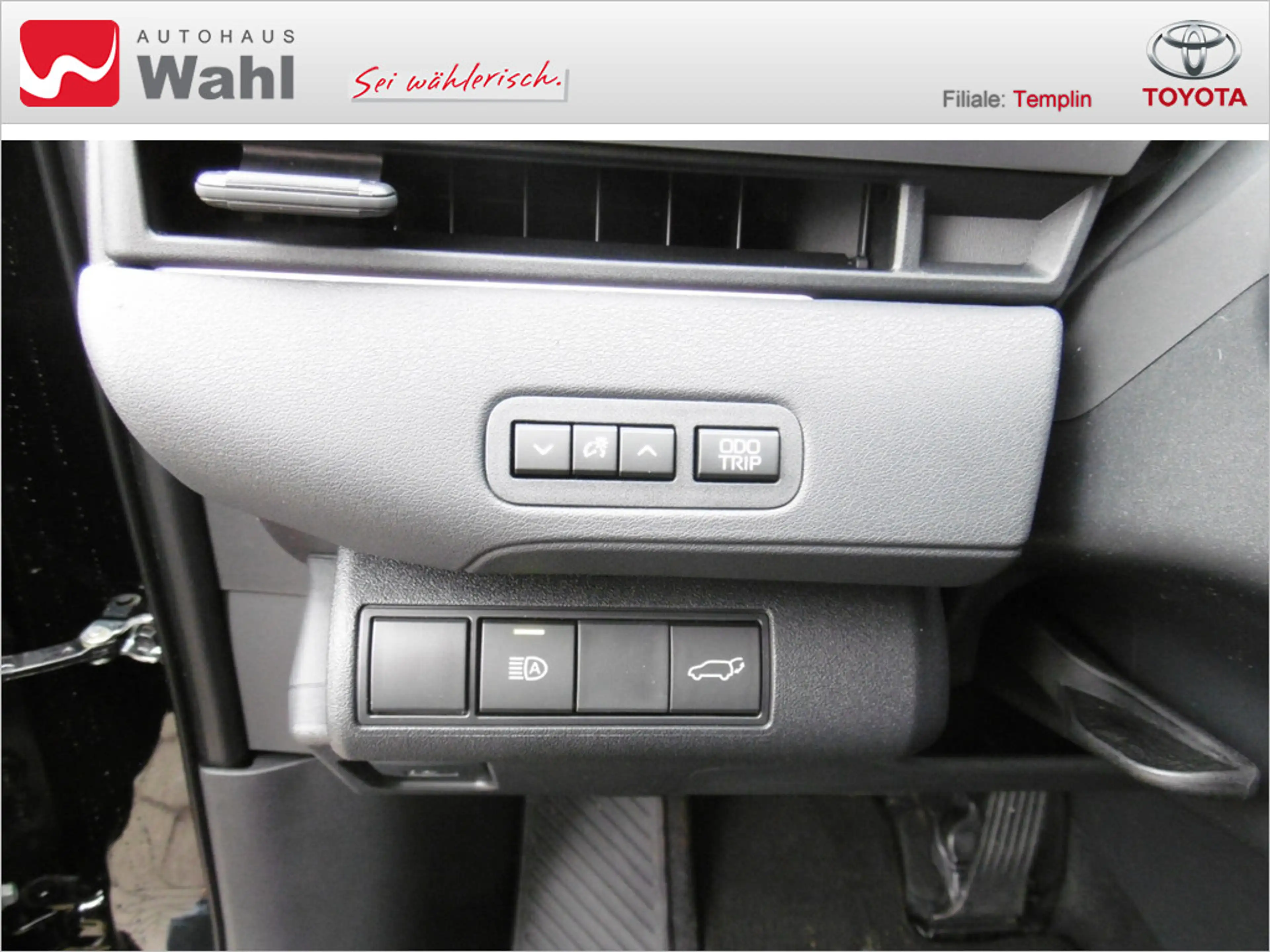 Toyota C-HR+ 165 kW Teamplayer — photo 11