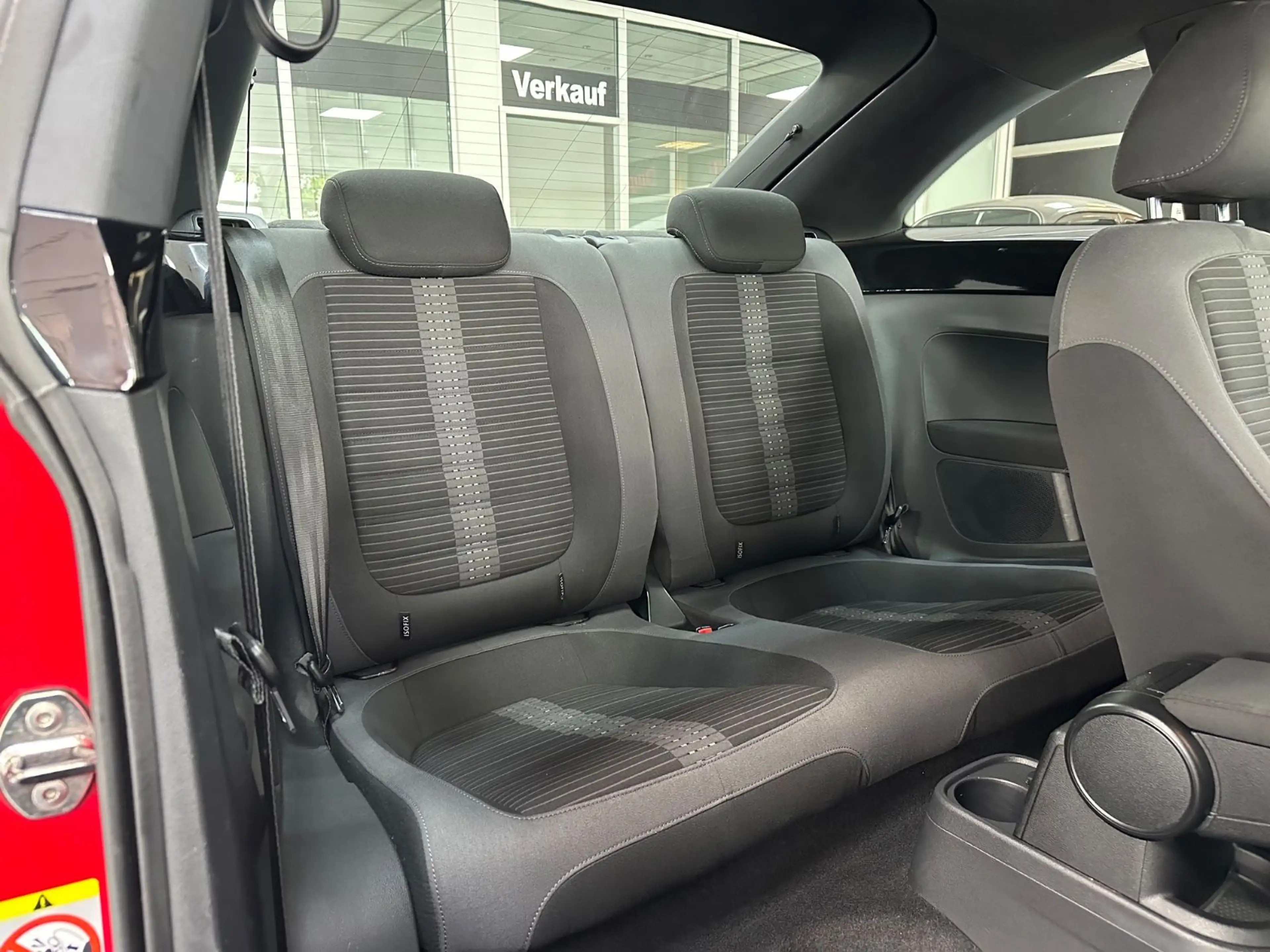 Volkswagen Beetle Sport 2.0 TSI/ DSG/ Allwetter — photo 13