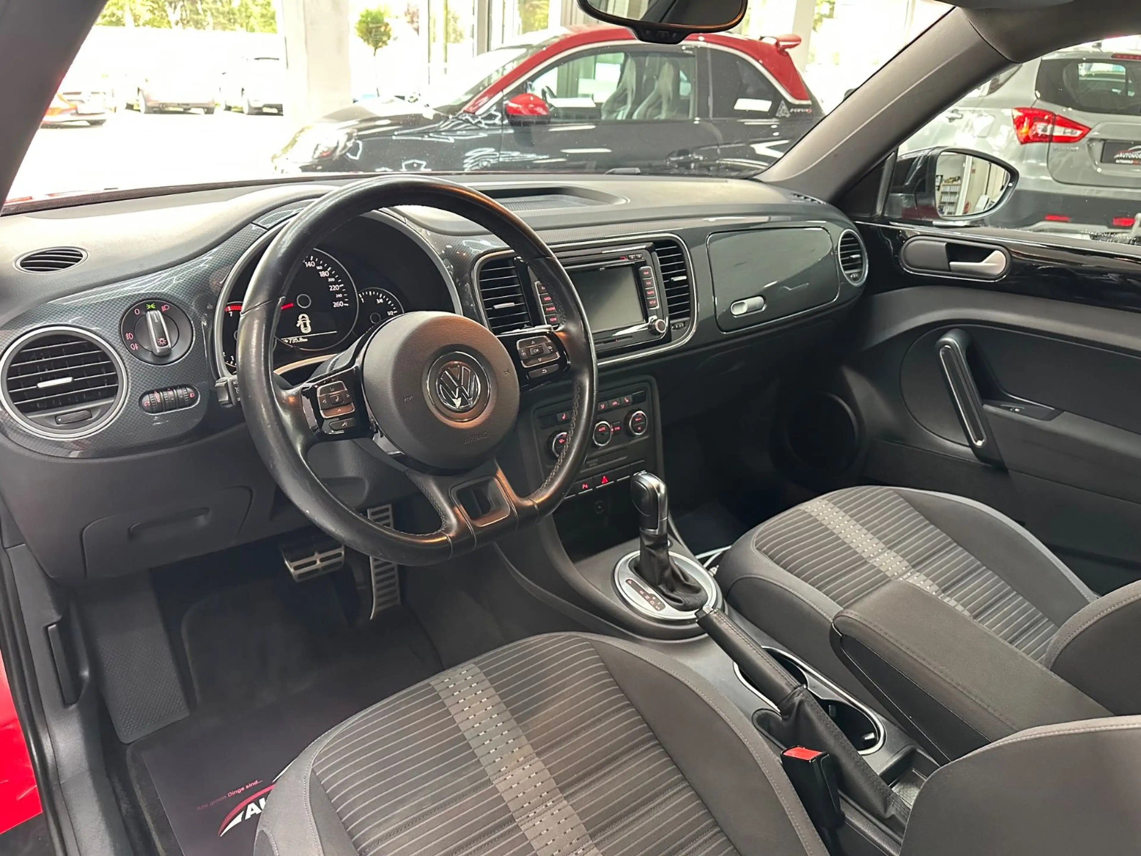 Volkswagen Beetle Sport 2.0 TSI/ DSG/ Allwetter — photo 14