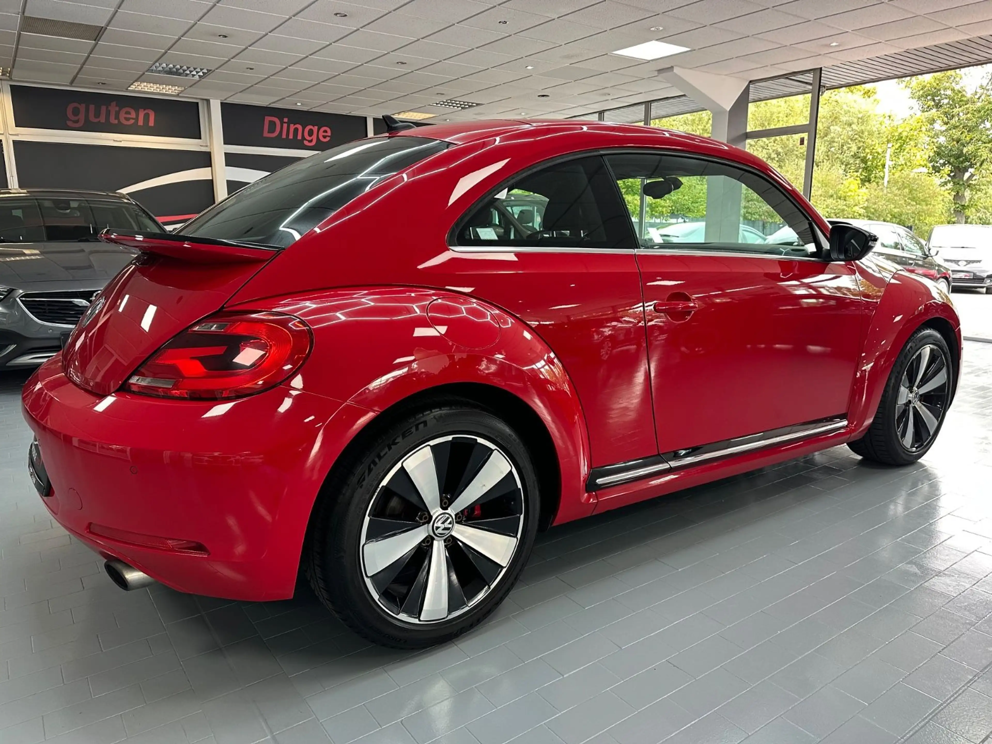 Volkswagen Beetle Sport 2.0 TSI/ DSG/ Allwetter — photo 3