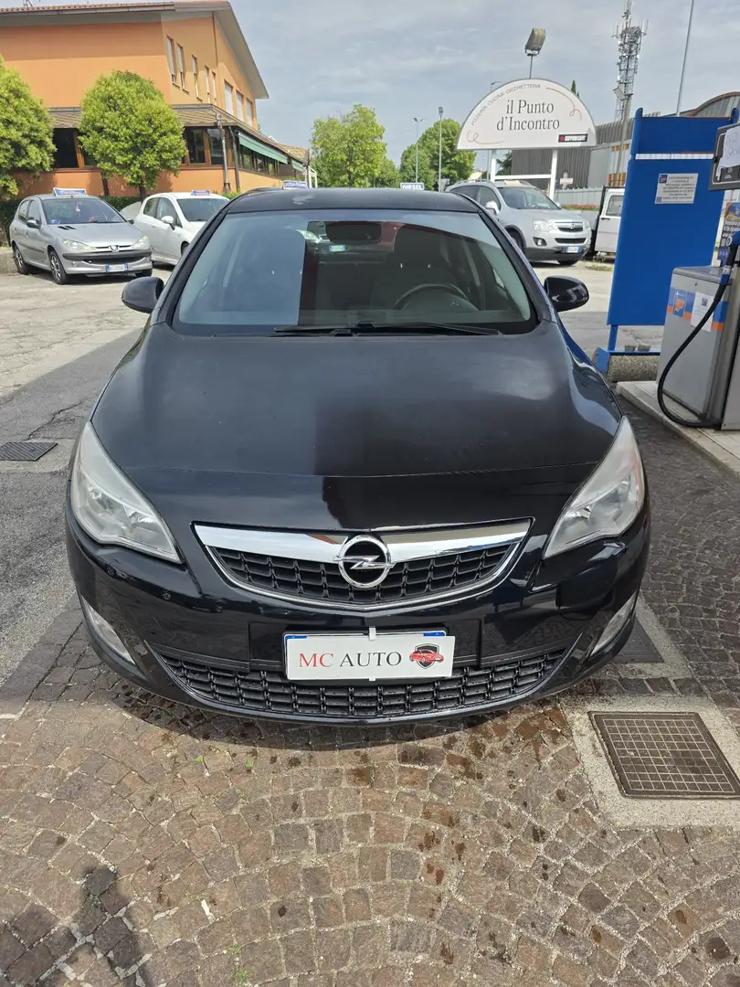 Opel Astra 5p 1.4 Cosmo 100cv GPL con 236.000km Neopatentati - 2