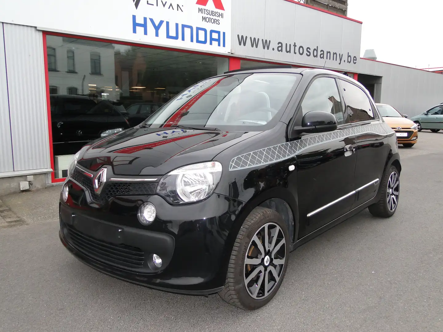 Renault Twingo 0.9 TCE la parisienne Schwarz - 1