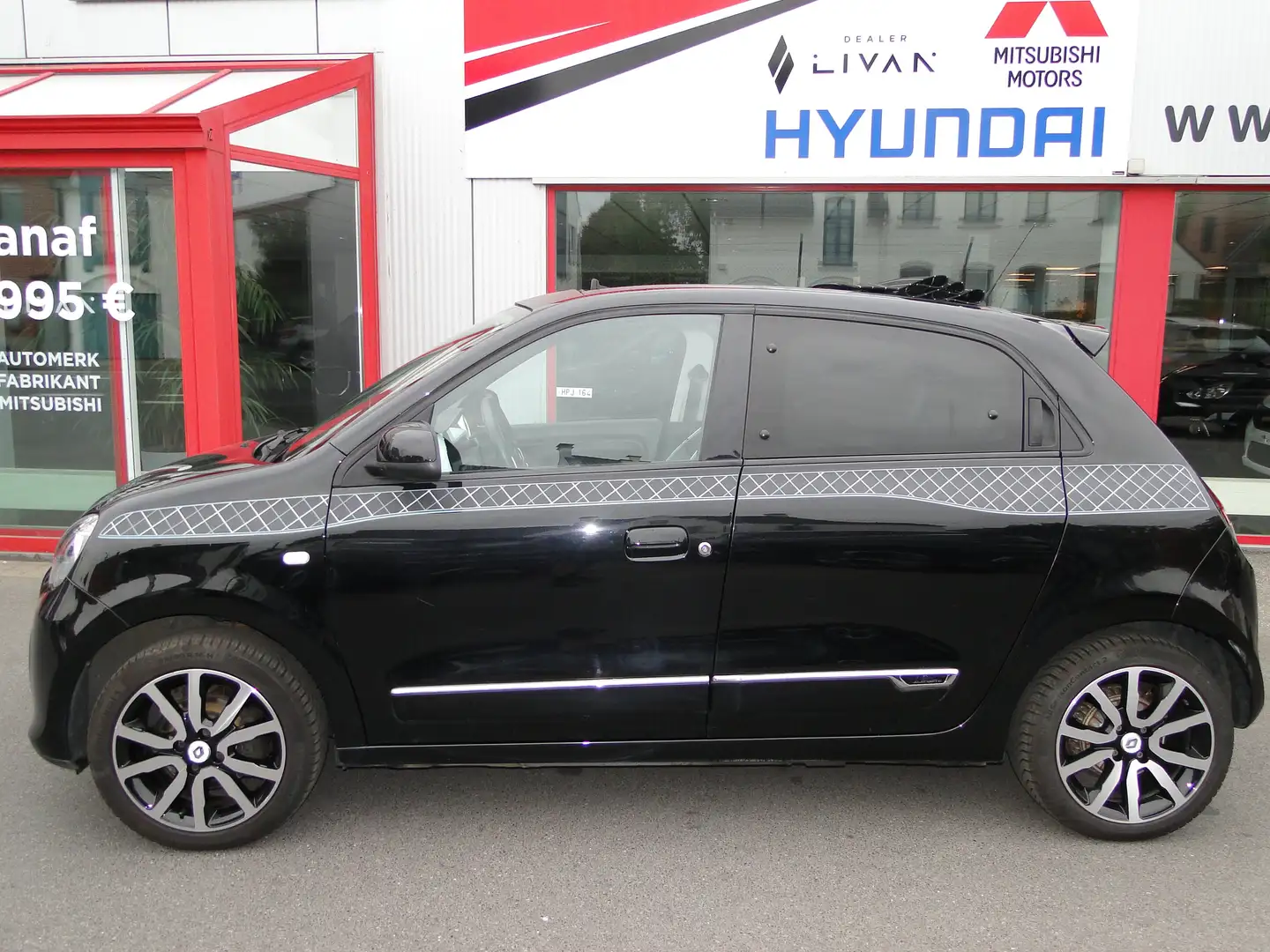 Renault Twingo 0.9 TCE la parisienne Schwarz - 2
