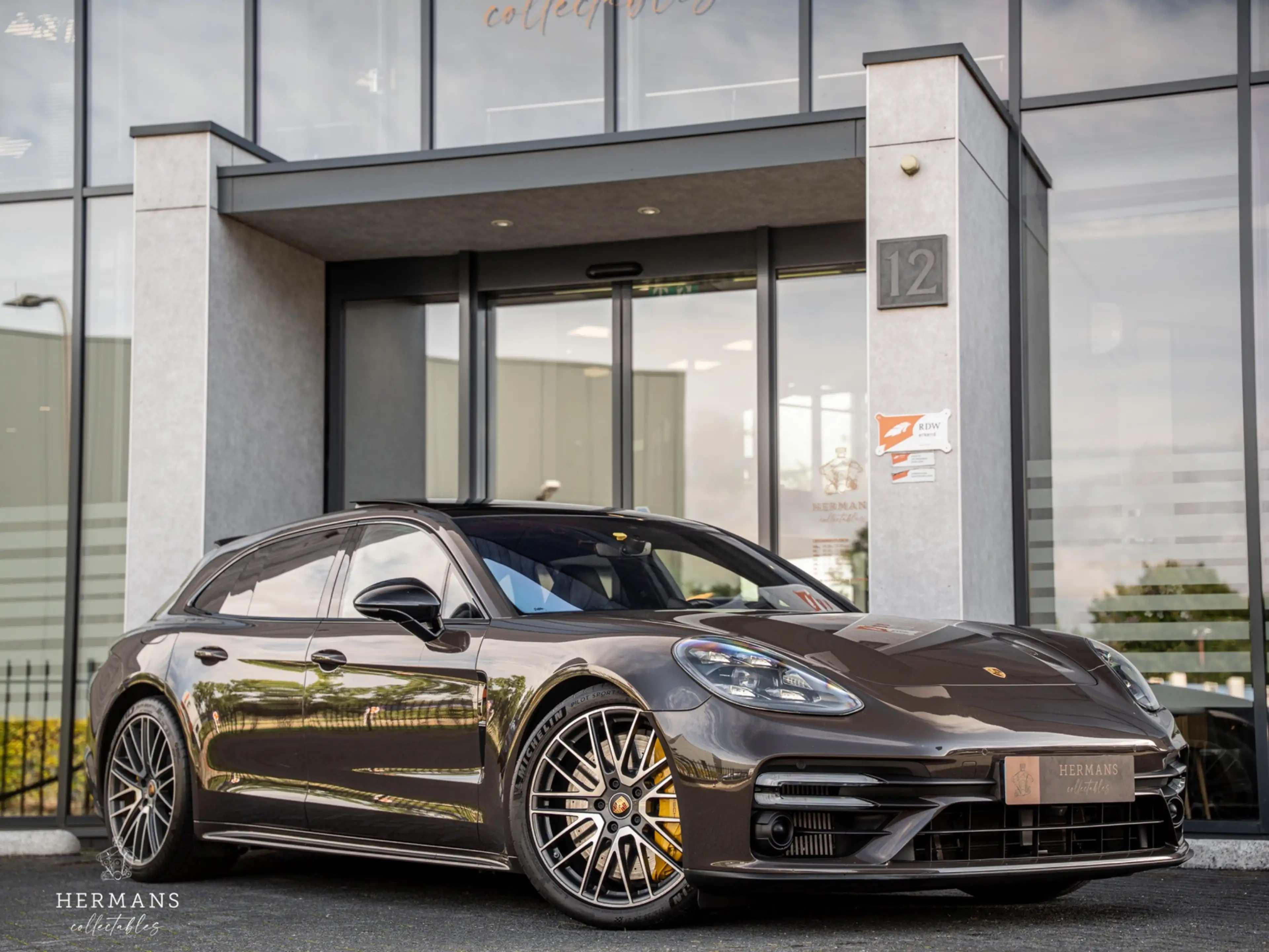 Porsche Panamera Sport Turismo 4.0 Turbo S E-Hybrid / Org. NL / Inn