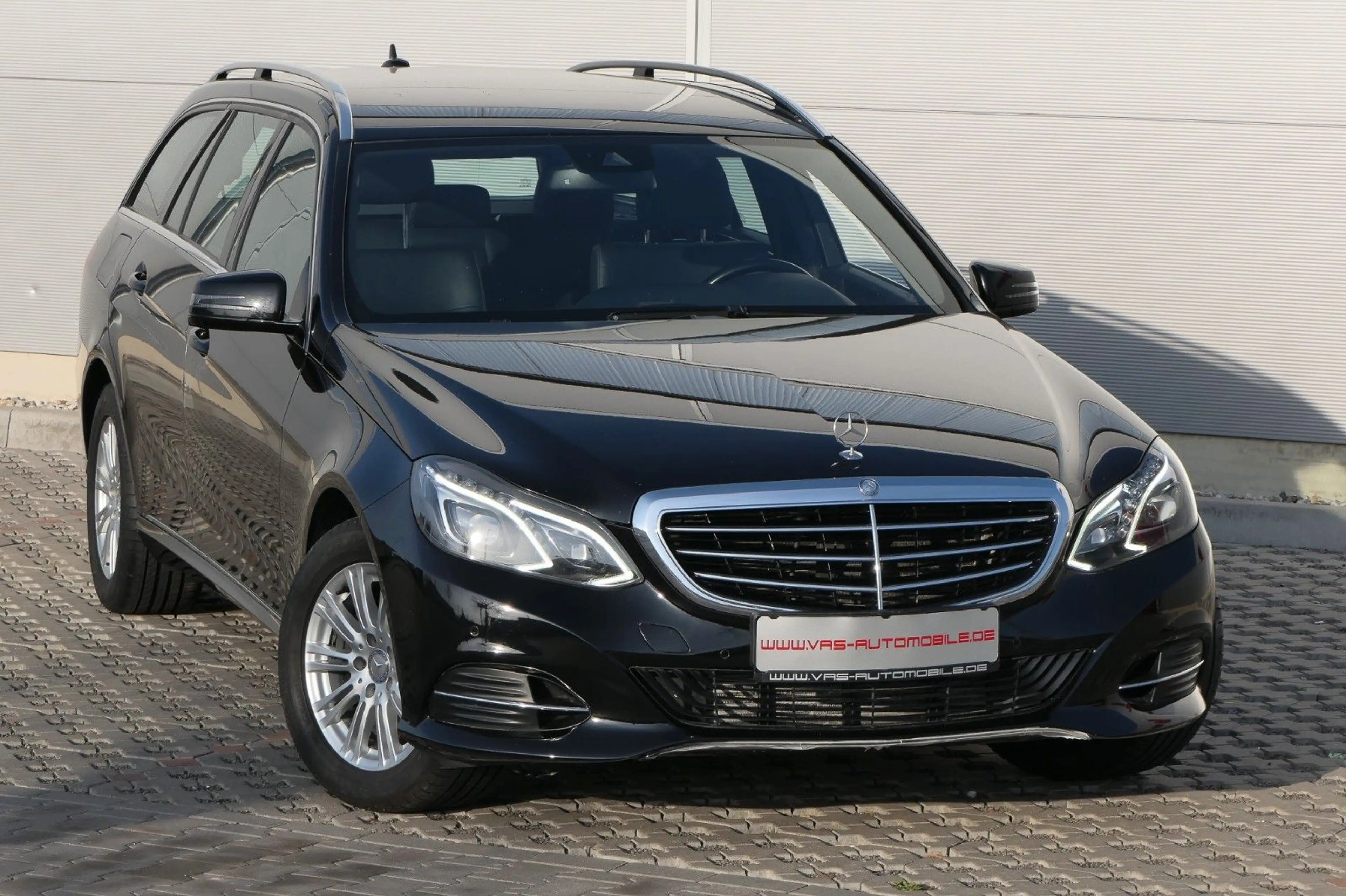 Mercedes-Benz E 250 CDI T-Modell BlueEfficiency Elegance — photo 3