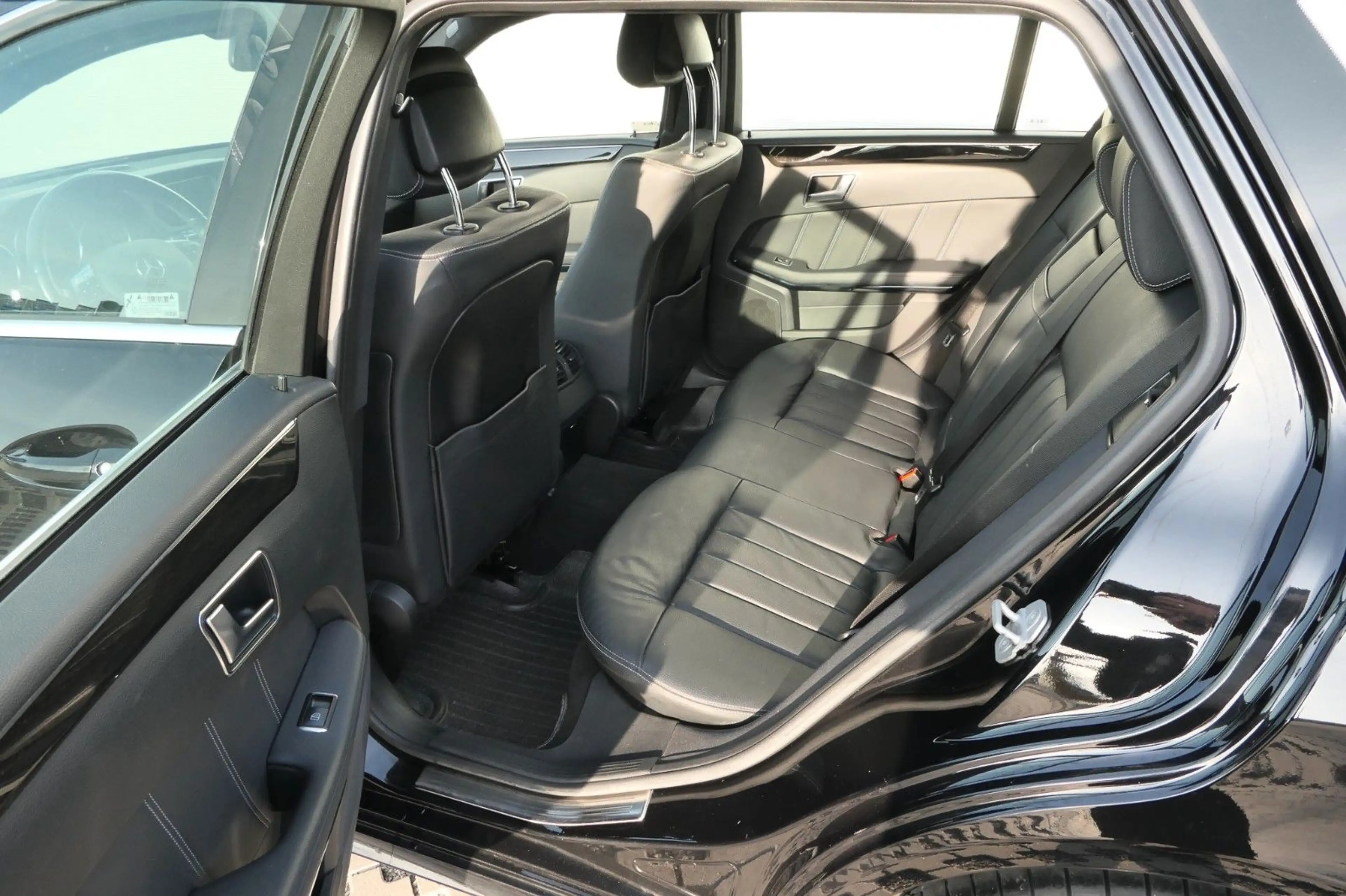Mercedes-Benz E 250 CDI T-Modell BlueEfficiency Elegance — photo 14