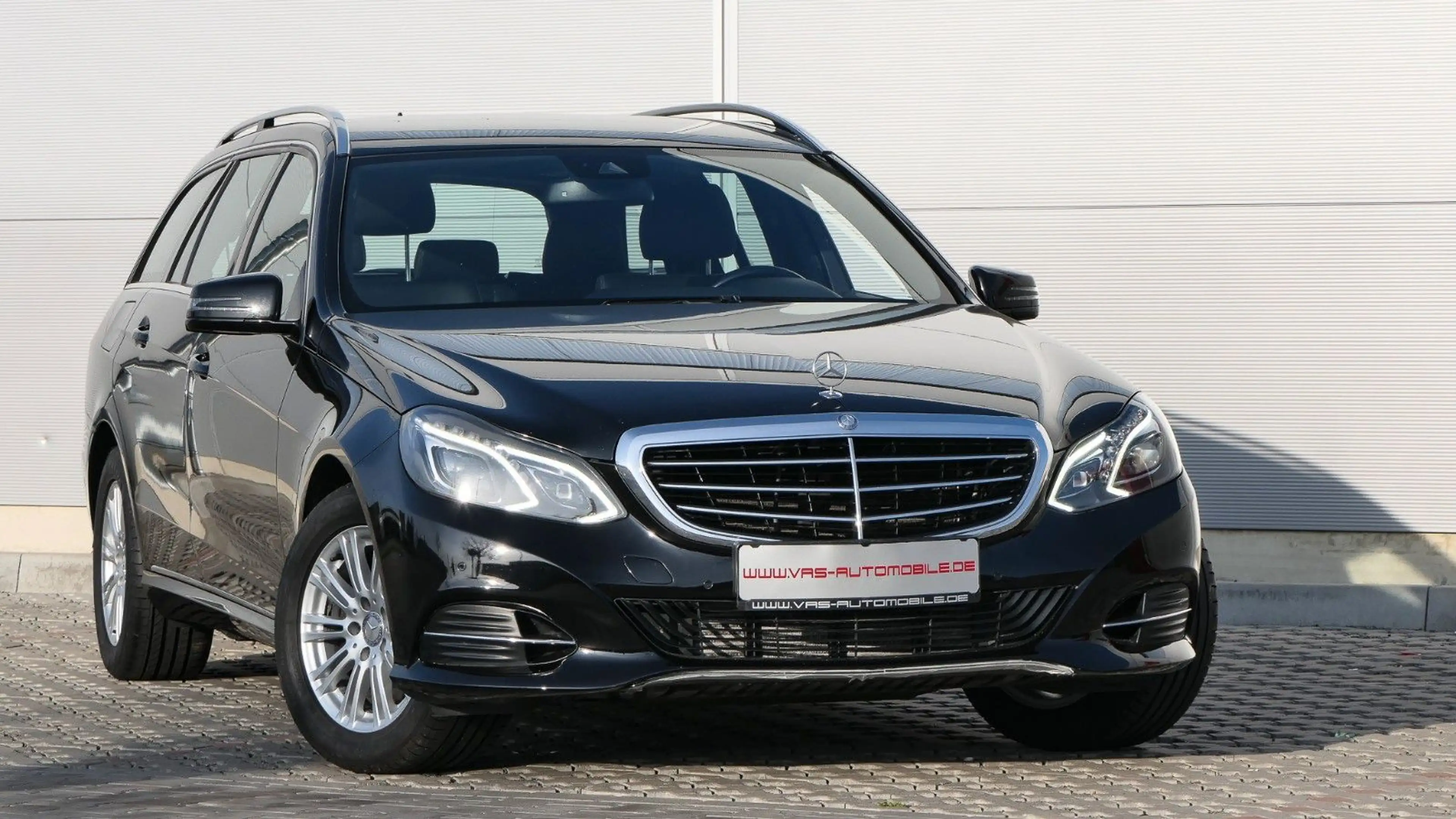 Mercedes-Benz E 250 CDI T-Modell BlueEfficiency Elegance — photo 4