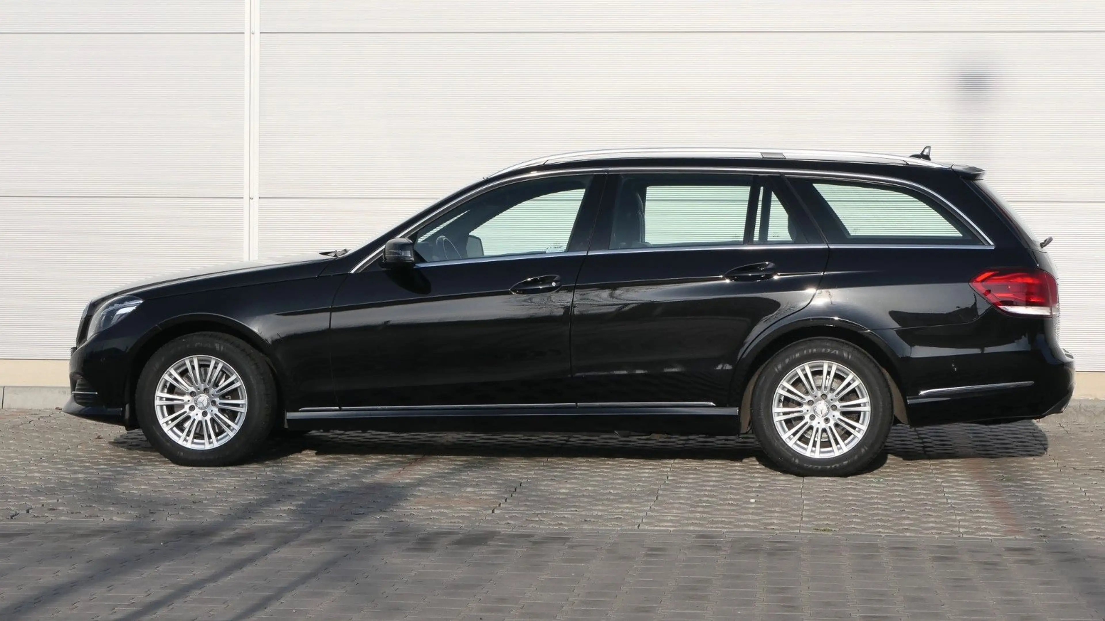Mercedes-Benz E 250 CDI T-Modell BlueEfficiency Elegance — photo 5