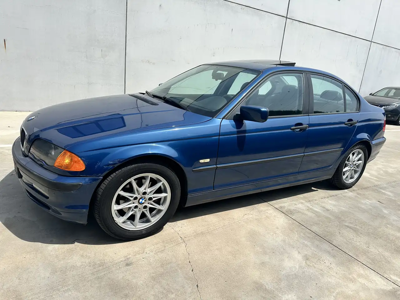 BMW 318 Automatic, foto 2