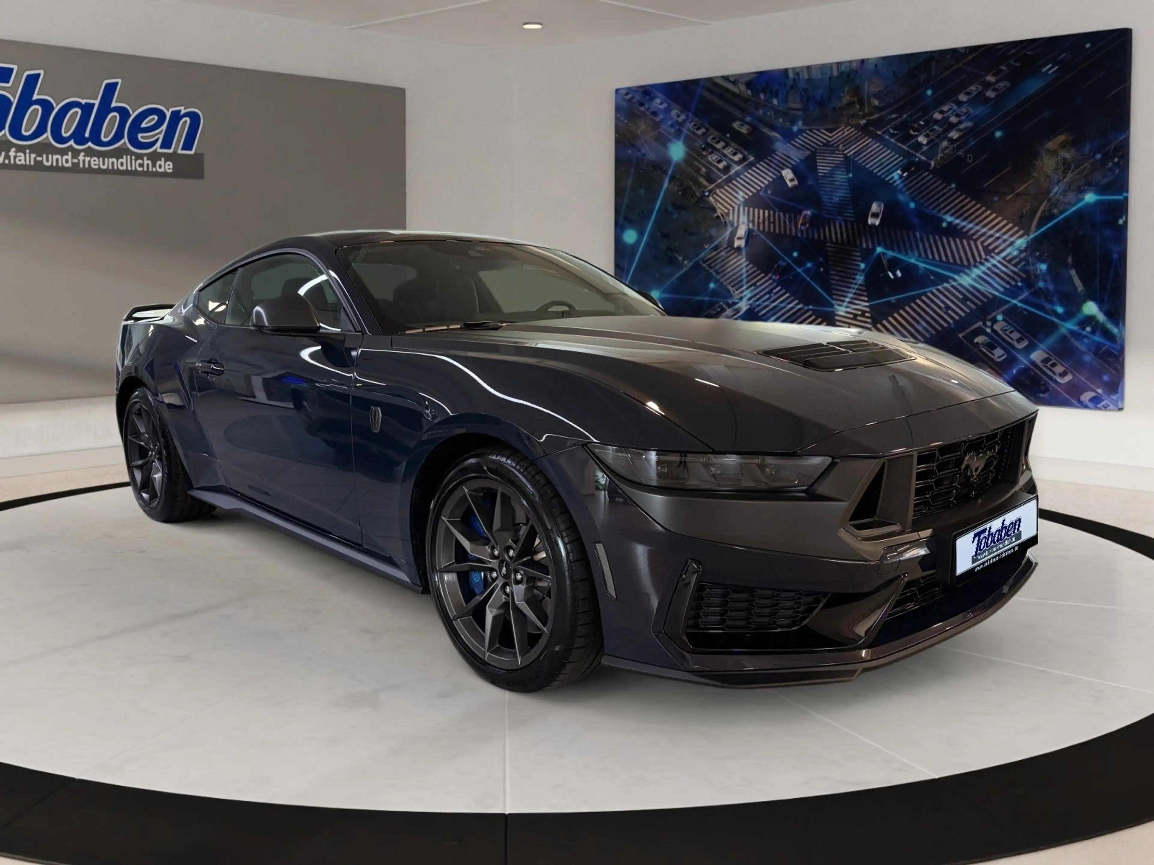 Ford Mustang Dark Horse — photo 7
