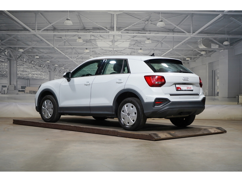 Audi Q2 basis 35 TFSI S tronic KAMERA ACC AHK — photo 2