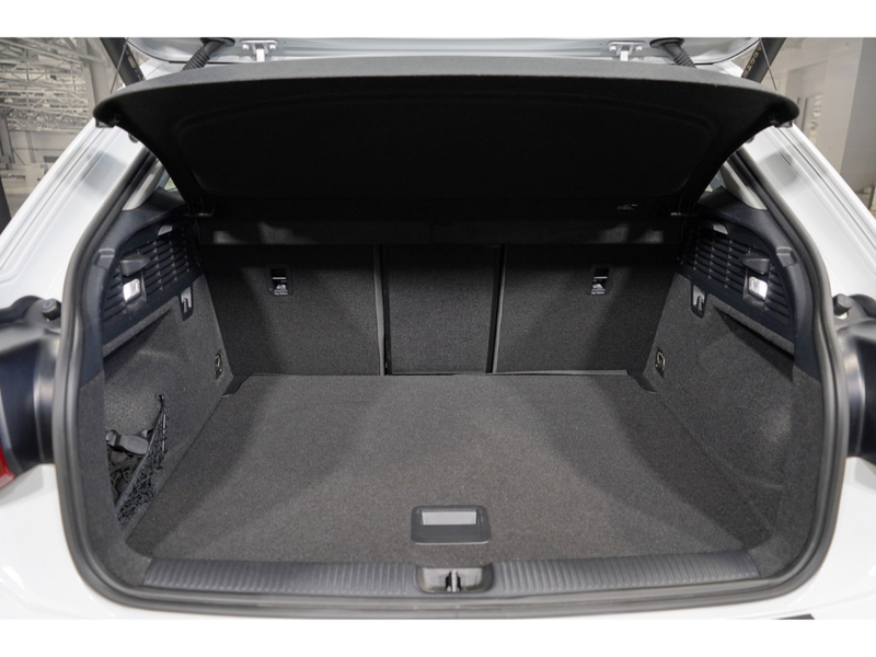 Audi Q2 basis 35 TFSI S tronic KAMERA ACC AHK — photo 11