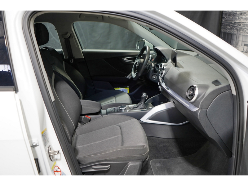 Audi Q2 basis 35 TFSI S tronic KAMERA ACC AHK — photo 5