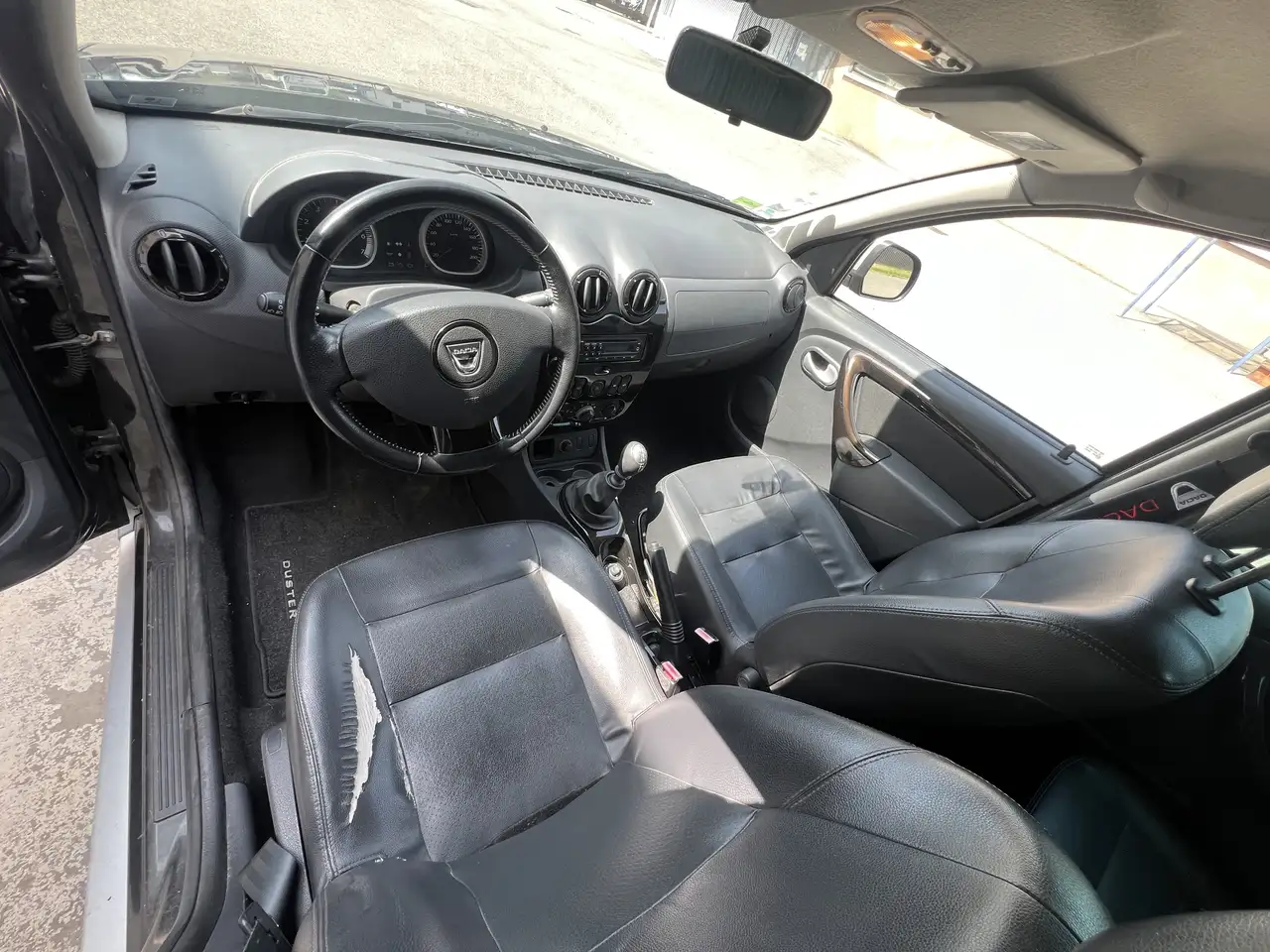 Dacia Duster — photo 4