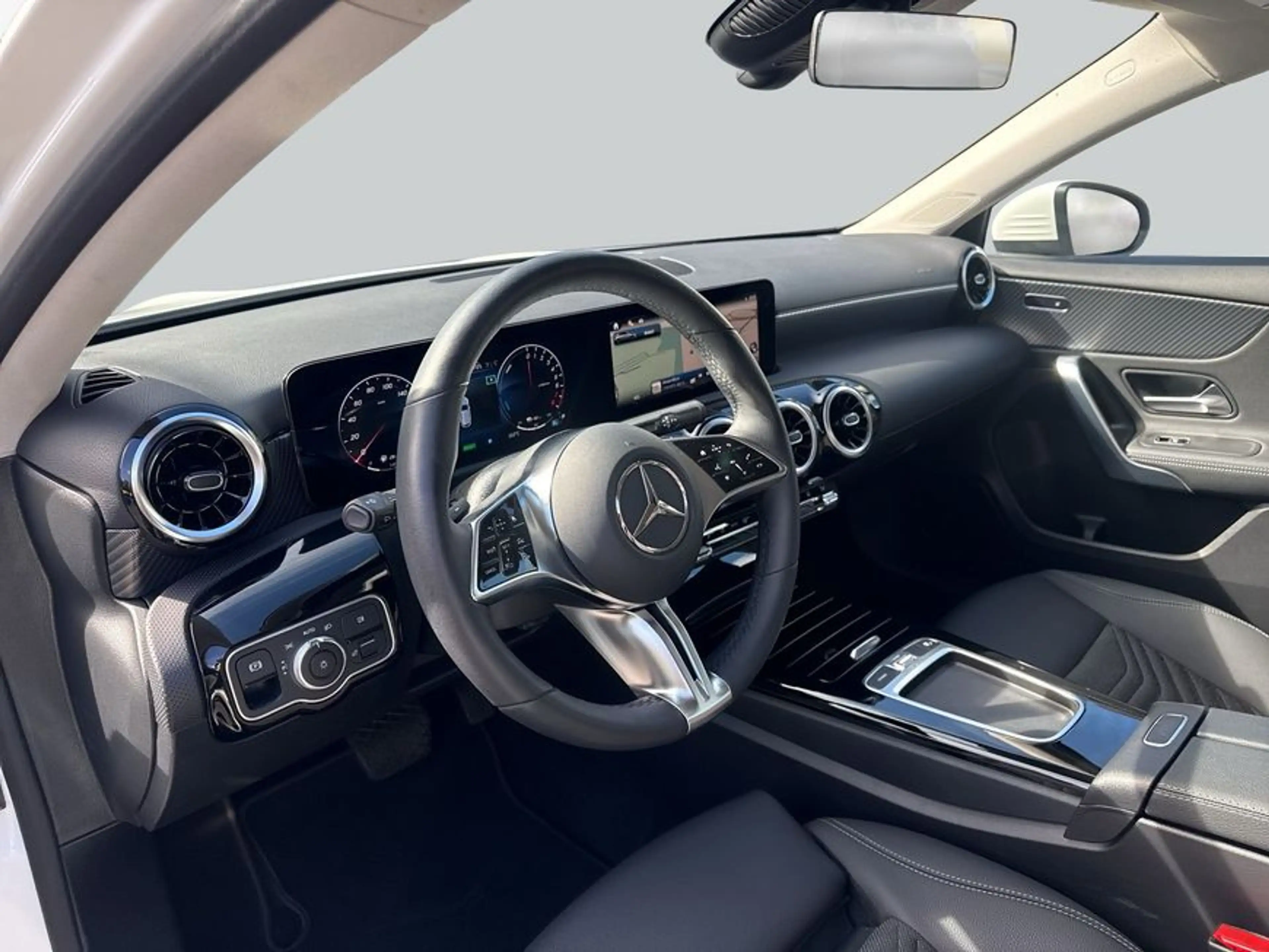 Mercedes-Benz A 250 A-Klasse — photo 10