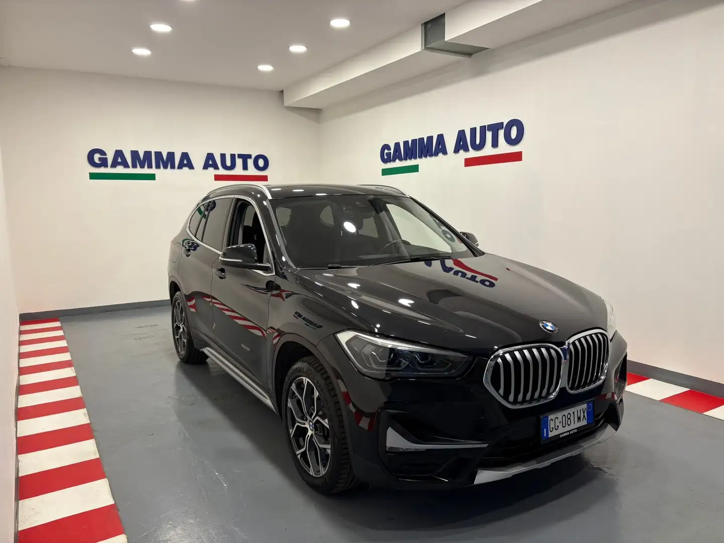 BMW X1 18d XDRIVE XLINE PLUS TAGL.BMW UNIPRO' FATTURABILE Zwart - 2