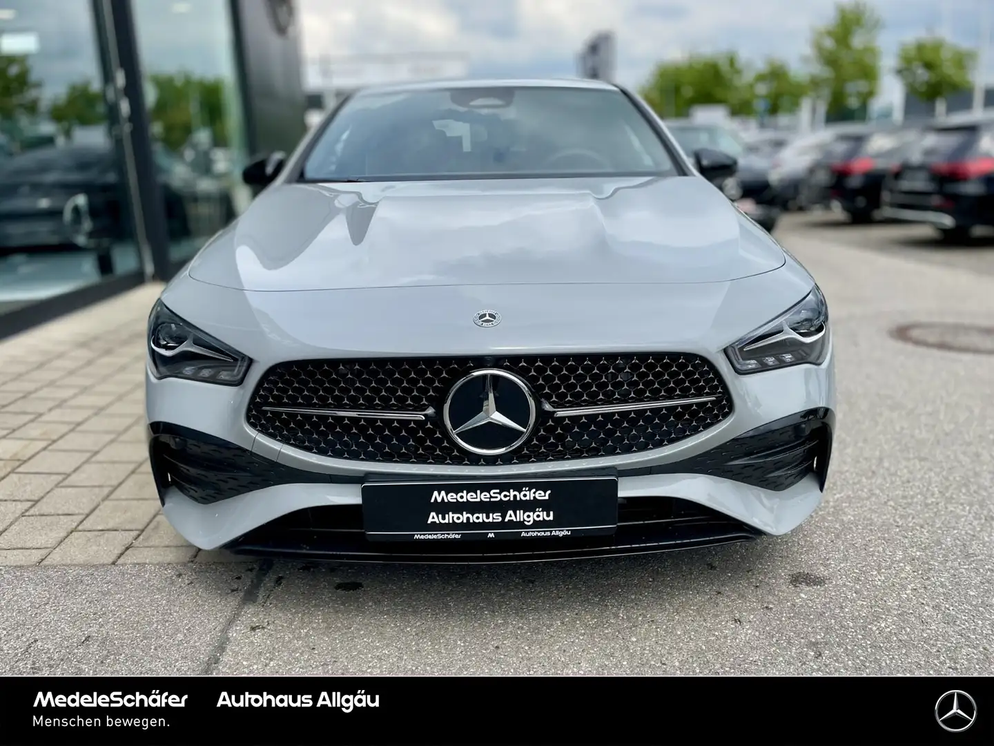 Mercedes-Benz CLA 200 CLA 200 Coupé Special Edition LED ParkKamera 19" Grau - 2