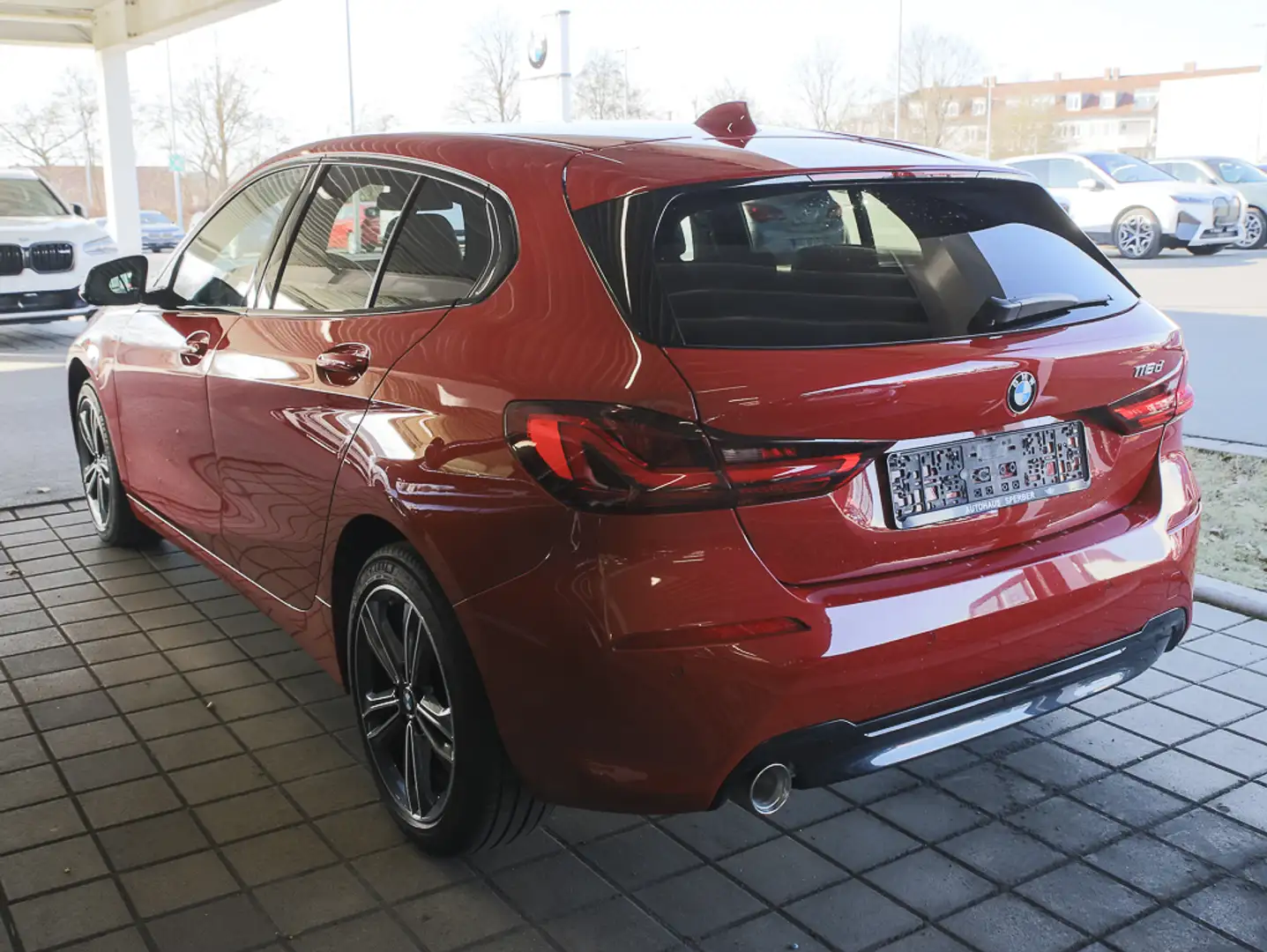 BMW 116 d Lim Sport Line LED I PDC I SHZ I Tempomat Rot - 2