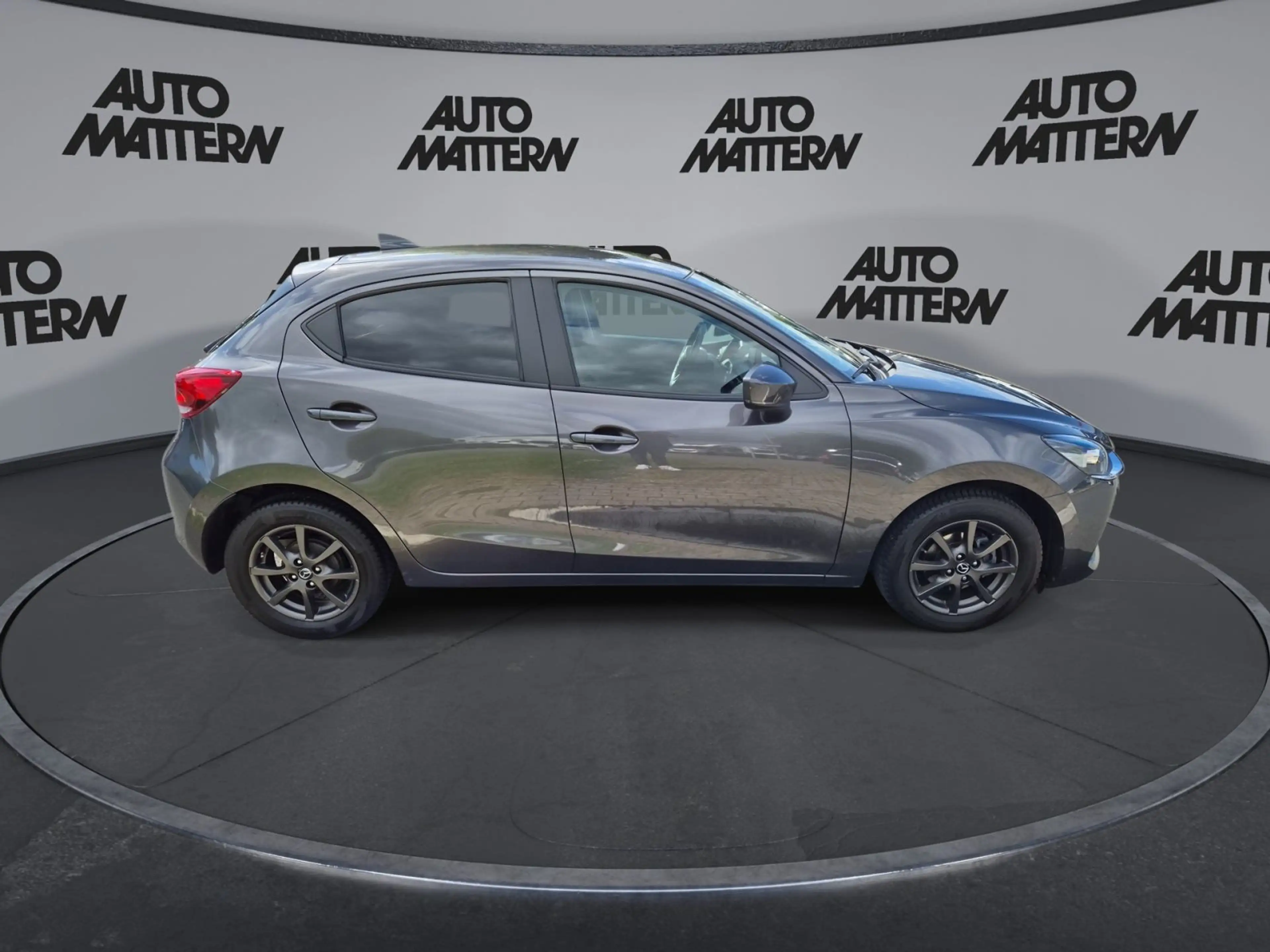 Mazda 2 1.5 SKYACTIV M-Hybrid Carplay / Shz / Kamera — photo 9